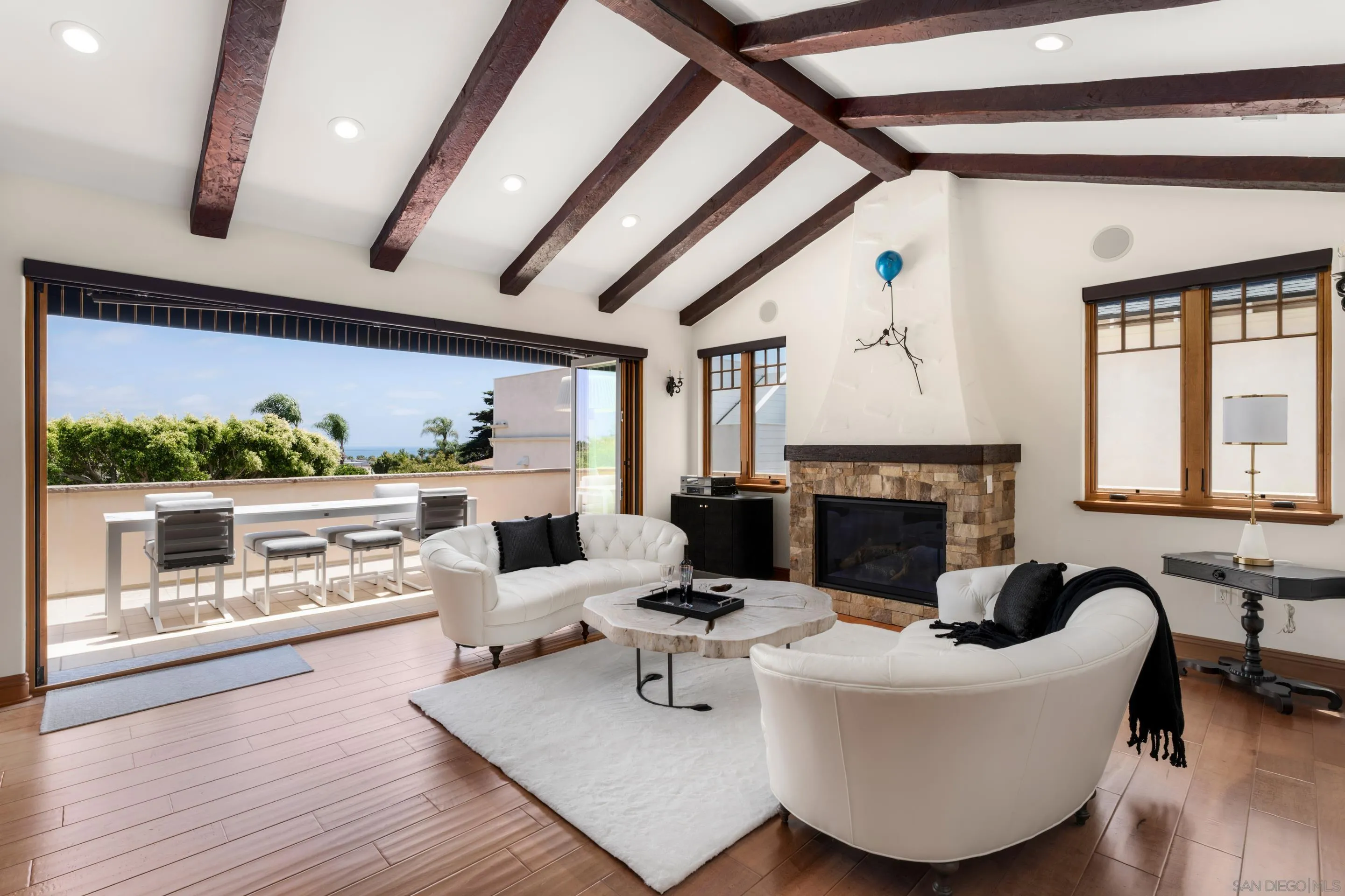 https://cdn.realtyfeed.com/cdn/127/250036946/902c892b9f730b44a906a842d514a757.webp