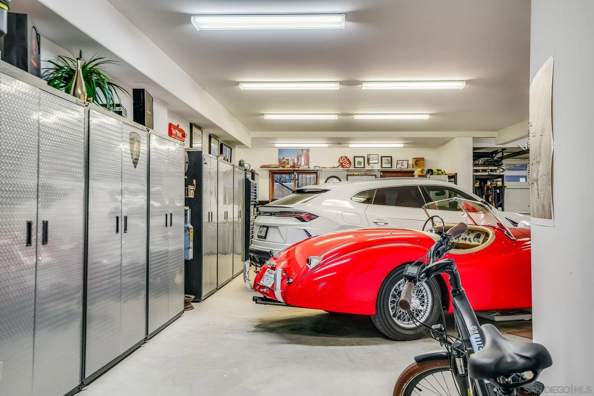 https://cdn.realtyfeed.com/cdn/127/250036946/c36d6cf3f1ff15f7d8585ab781b6048d.webp