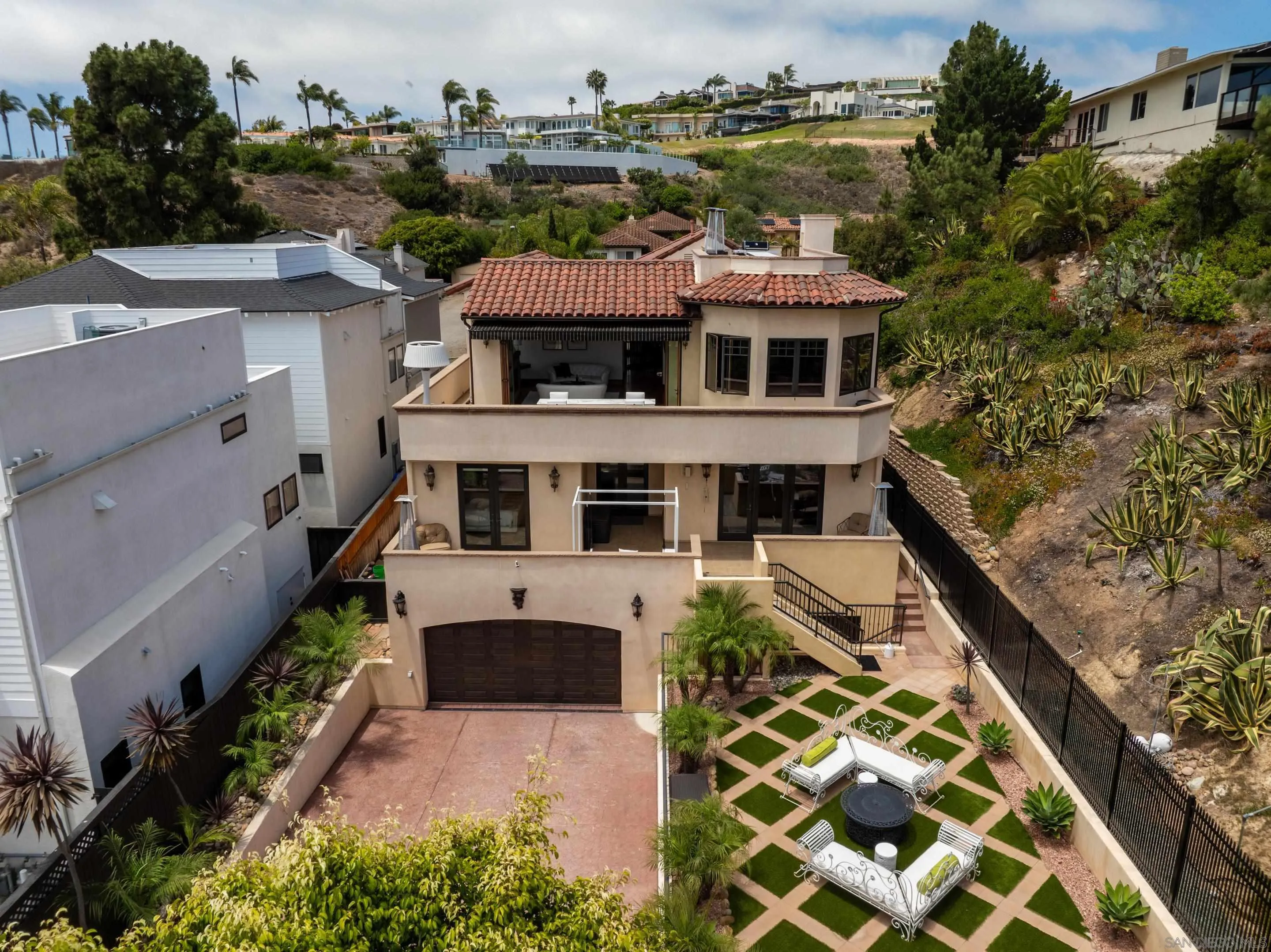 https://cdn.realtyfeed.com/cdn/127/250036946/c69539e4a4c8ab9a19c30fafd7dea666.webp