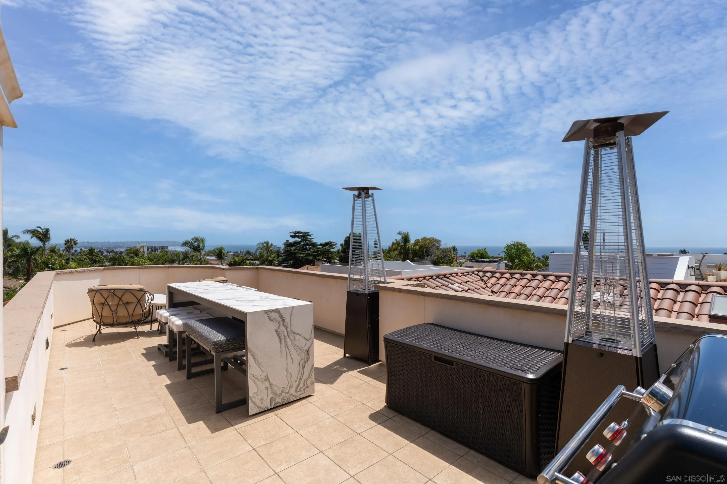 https://cdn.realtyfeed.com/cdn/127/250036946/c7f404978afd0e9aafb8ceab2452ff44.webp