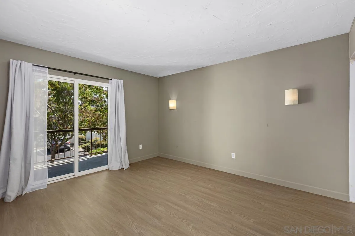 https://cdn.realtyfeed.com/cdn/127/250036949/32b1cd4f40d73a46e640fd86d4e8c9ff.webp