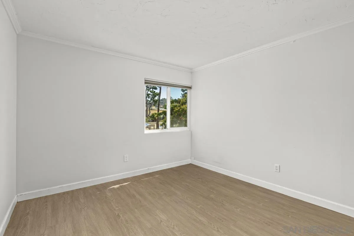 https://cdn.realtyfeed.com/cdn/127/250036949/38ed7cf79200537ceb523fc5622cd980.webp