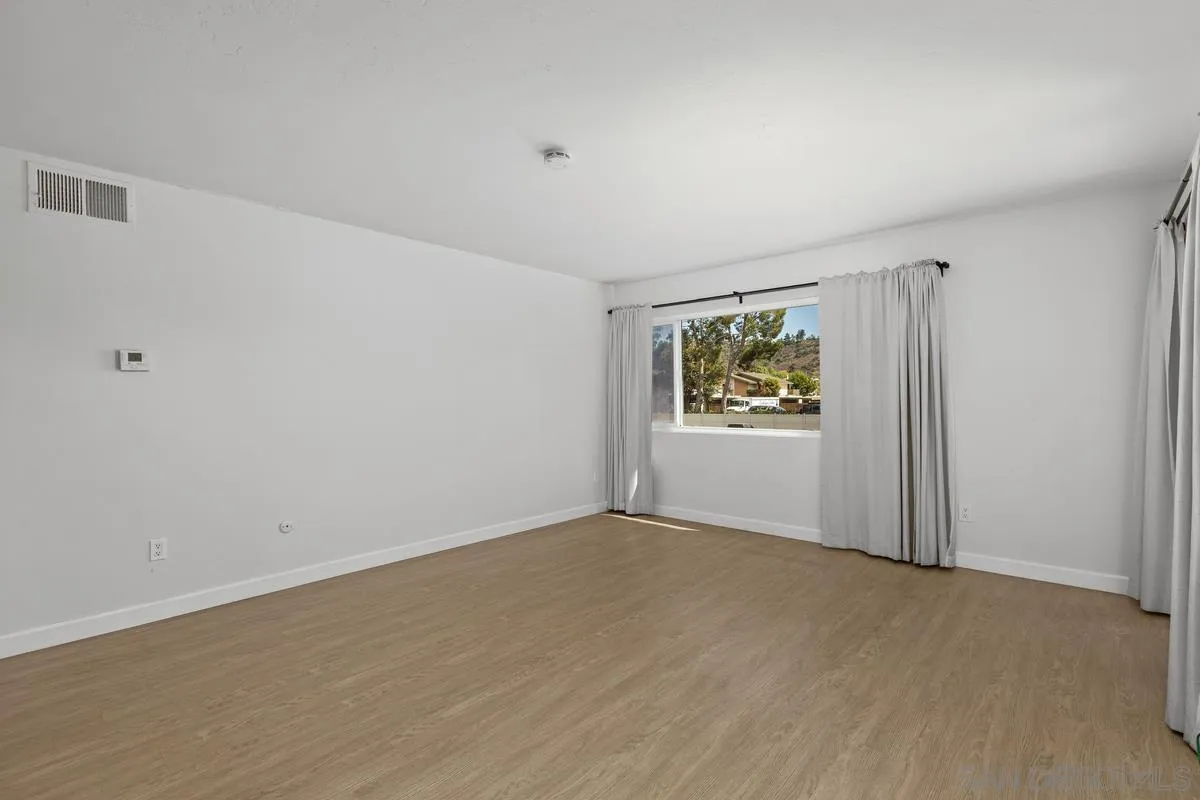https://cdn.realtyfeed.com/cdn/127/250036949/5ed7de5216ee709795fadf295645e2e0.webp
