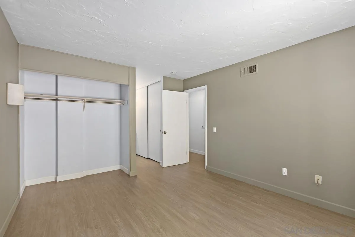 https://cdn.realtyfeed.com/cdn/127/250036949/8939cd396a4dc9b5b66b438013a3a503.webp