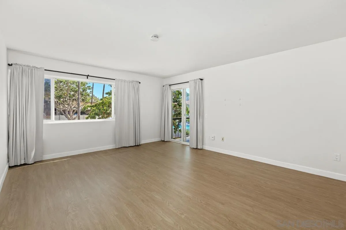 https://cdn.realtyfeed.com/cdn/127/250036949/9239e667bf6498186a739b410ada163e.webp