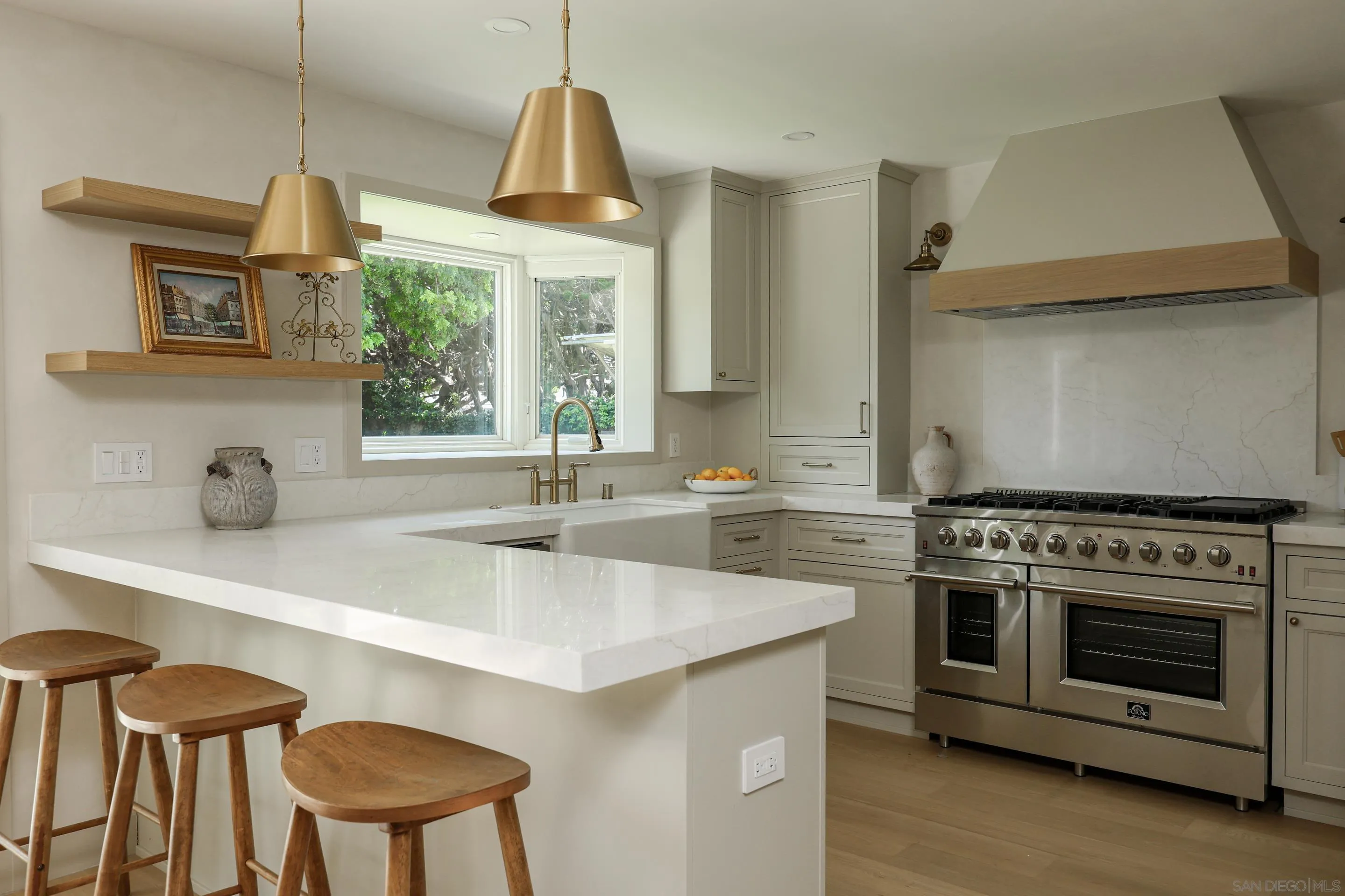 https://cdn.realtyfeed.com/cdn/127/250036950/1f8c70a5f8521193c679cf590e6272dd.webp