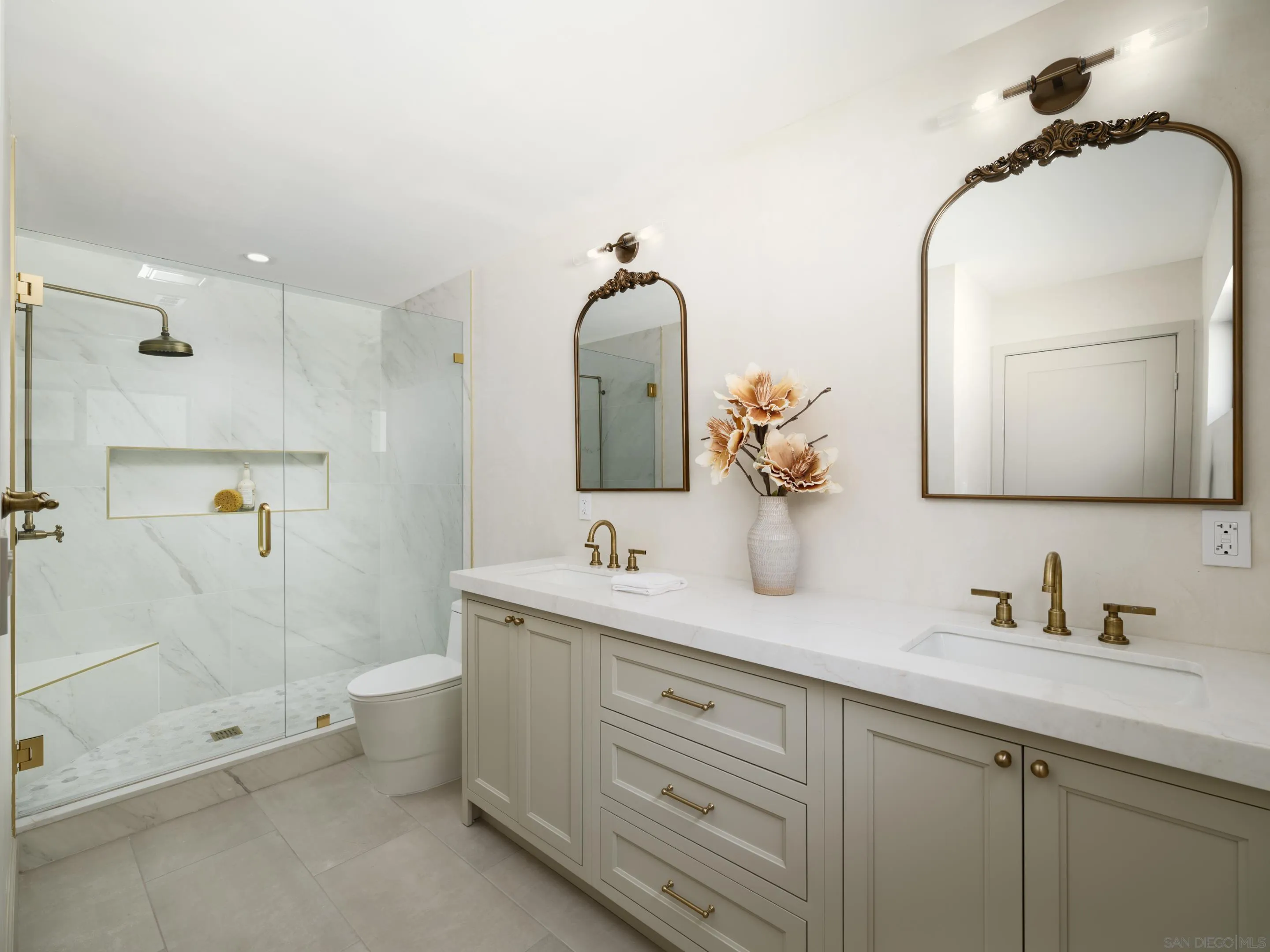 https://cdn.realtyfeed.com/cdn/127/250036950/6a6368bd5cdb03e4e2ae1e1cee5302c1.webp