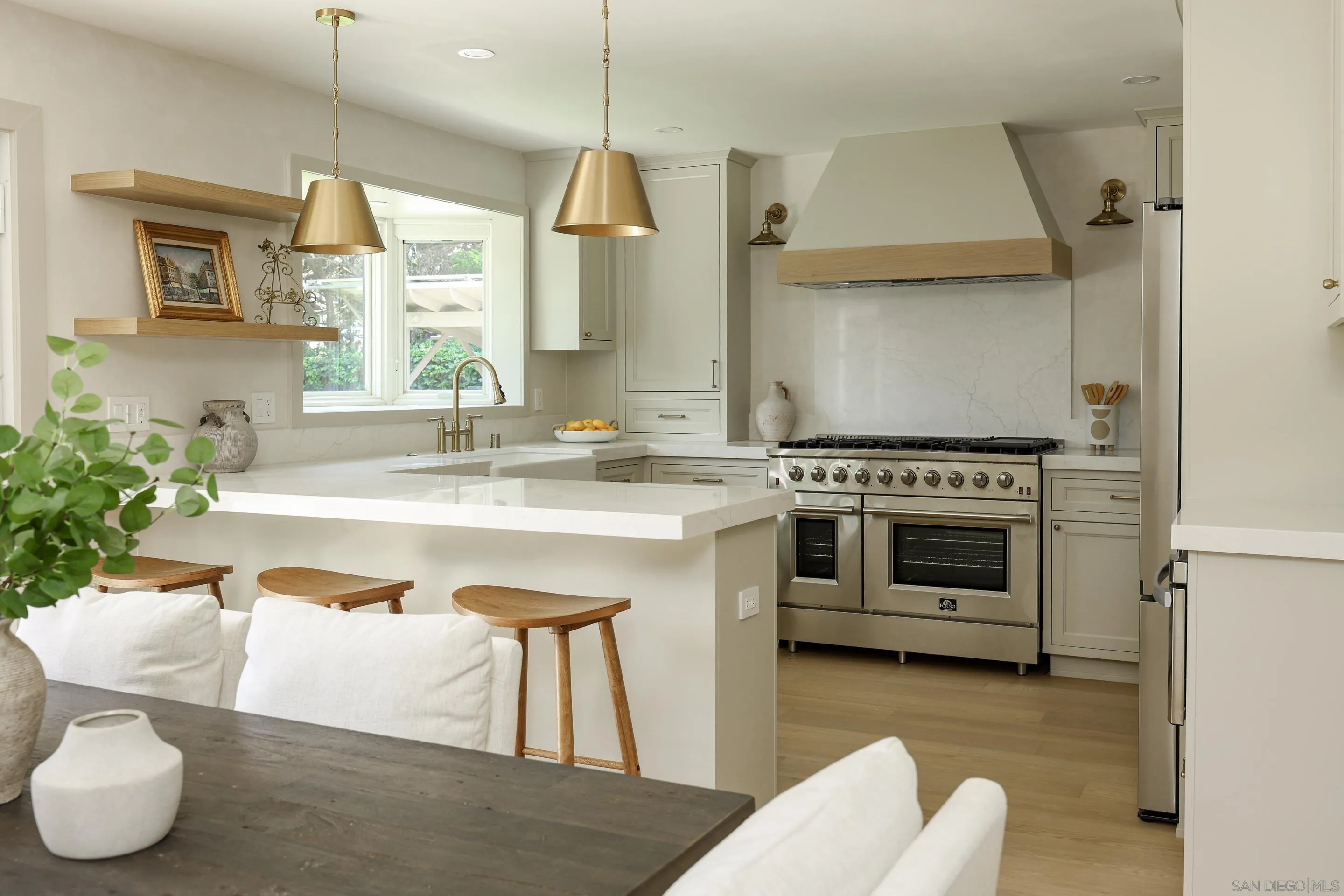 https://cdn.realtyfeed.com/cdn/127/250036950/db7f6eb14c0495966b39b075a127d0a9.webp