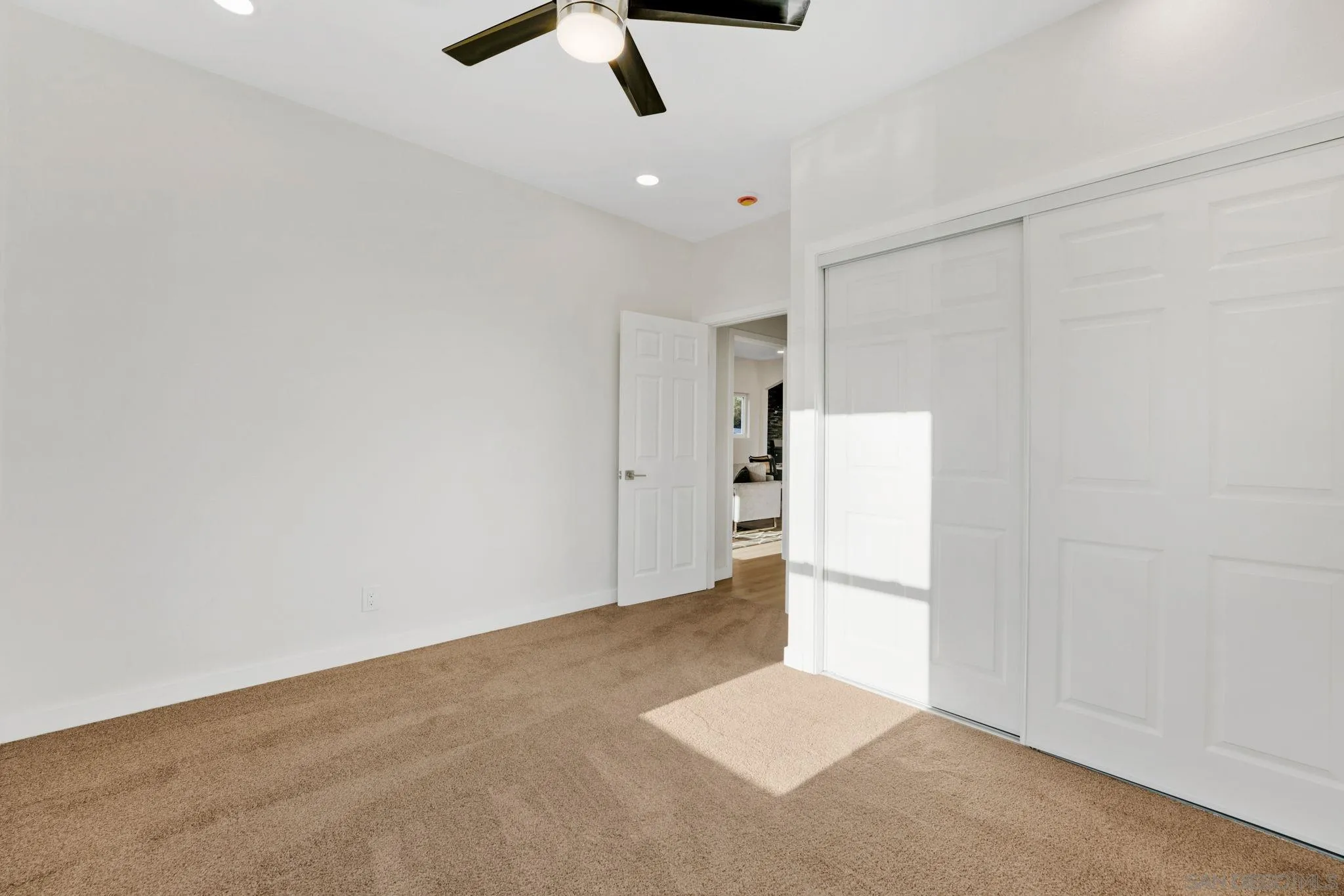 https://cdn.realtyfeed.com/cdn/127/250036951/16791897cbebe3eef98eccf96986a108.webp