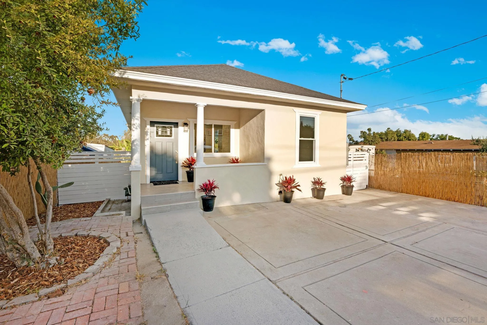 https://cdn.realtyfeed.com/cdn/127/250036951/5e4ae19ed0848621f62874ce3fc4ff7c.webp