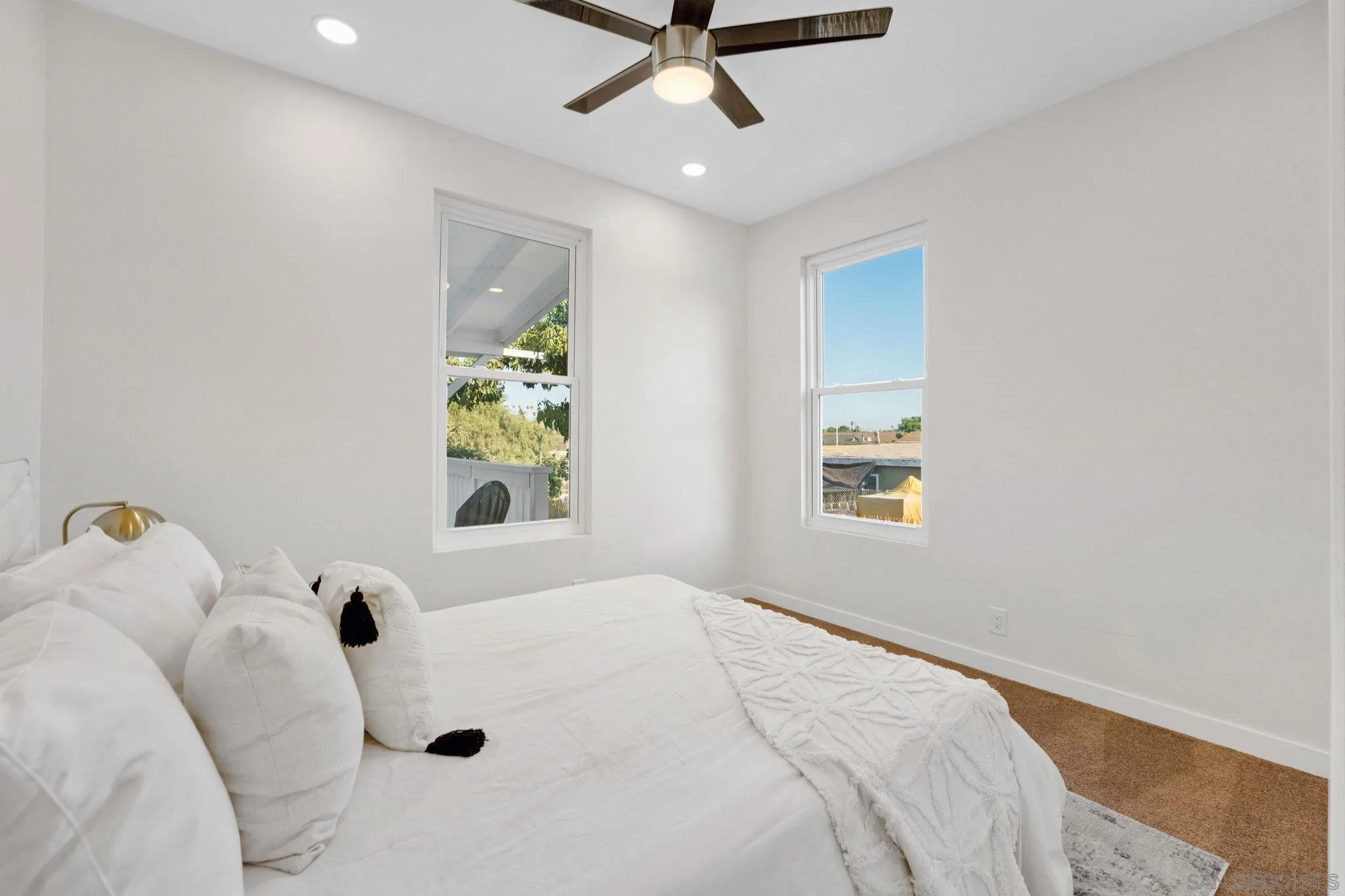 https://cdn.realtyfeed.com/cdn/127/250036951/969fe32f7df39e3fc4e82e7f2ef7f0a1.webp