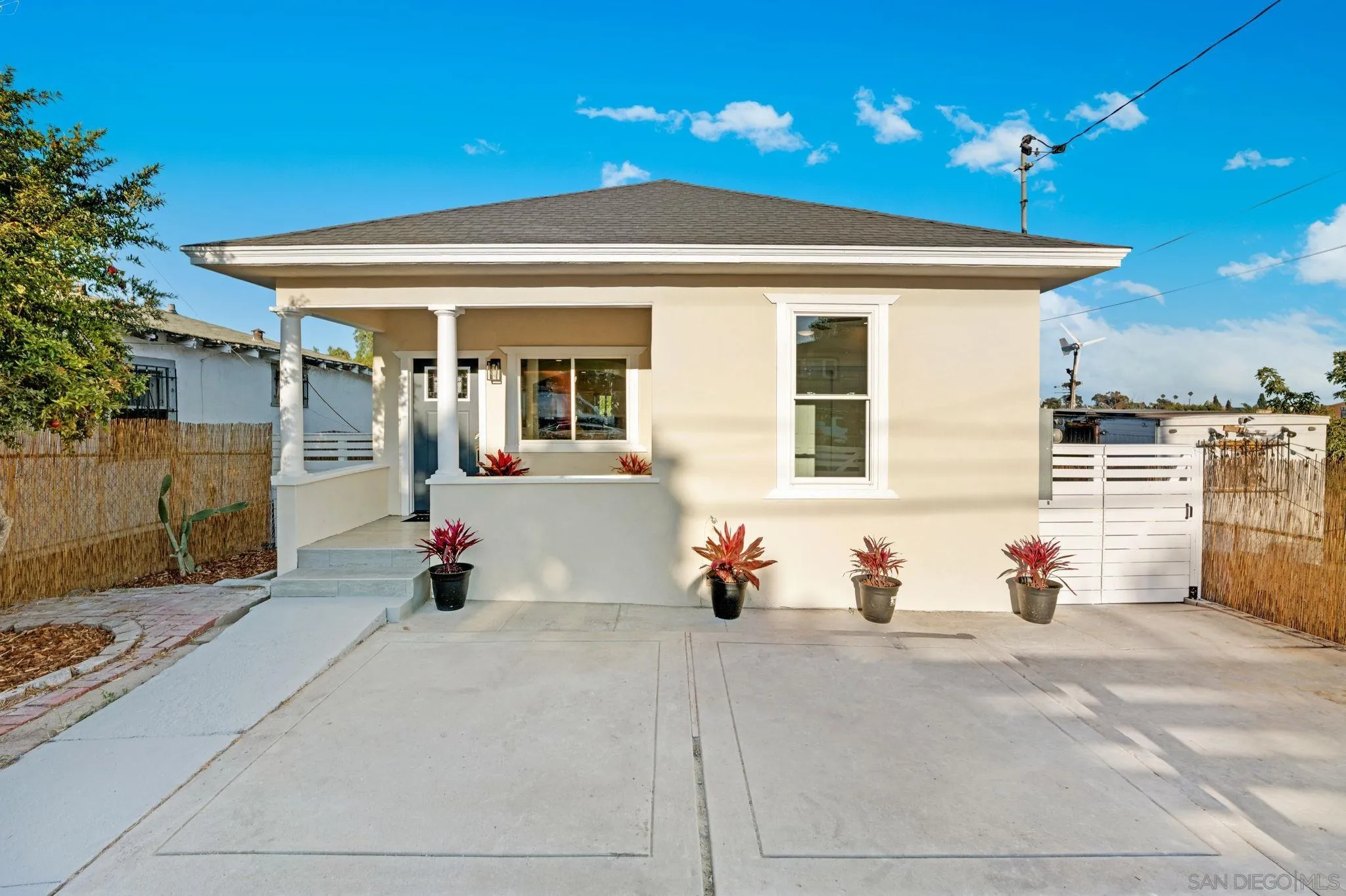 https://cdn.realtyfeed.com/cdn/127/250036951/ad391cdbb6f31632941cc60ac78e1078.webp