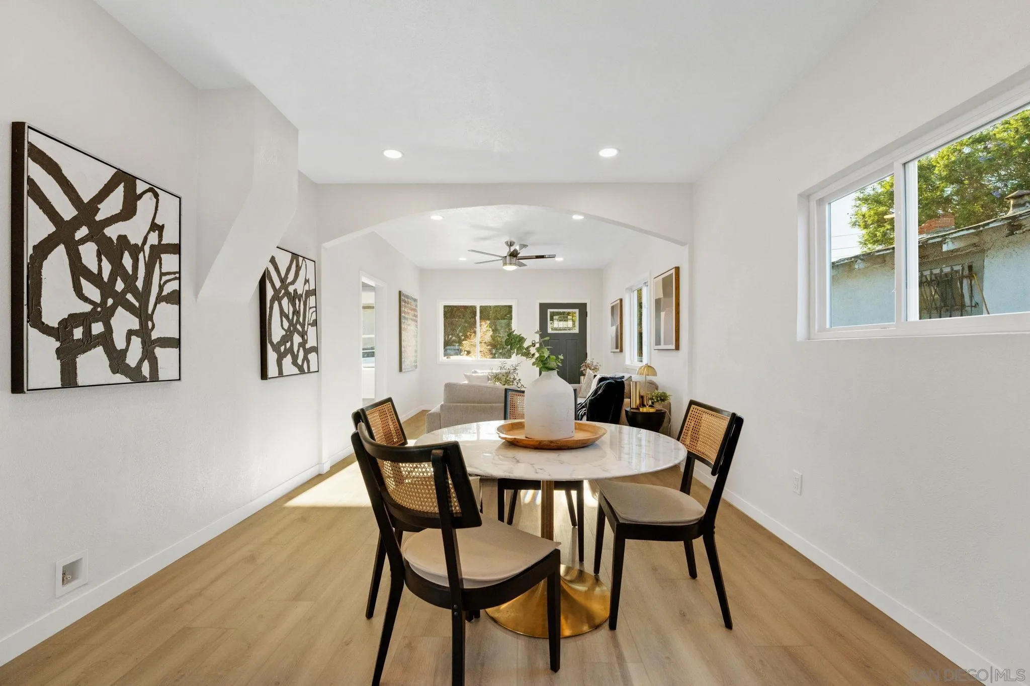 https://cdn.realtyfeed.com/cdn/127/250036951/c13dd87a1f342c90a45955076416323c.webp