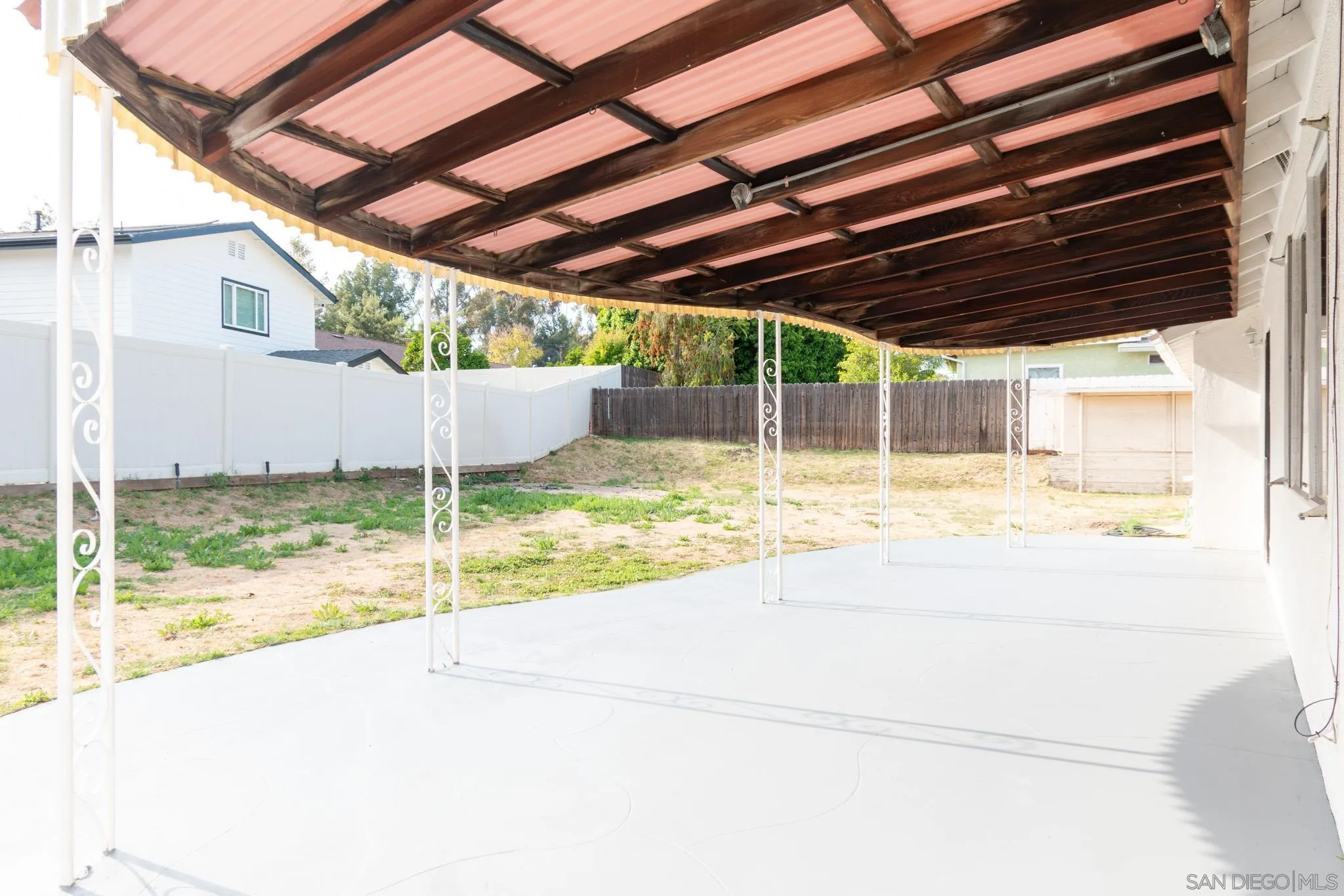 https://cdn.realtyfeed.com/cdn/127/250036953/0520f644f15b75334d43b019f6b62701.webp