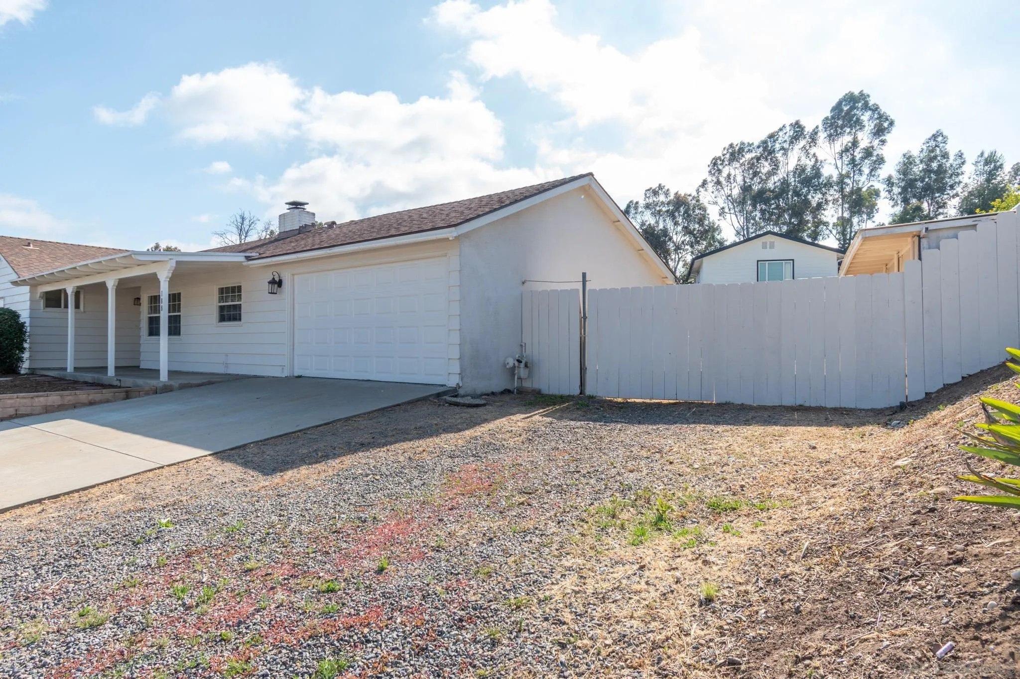 https://cdn.realtyfeed.com/cdn/127/250036953/48b55aa3e9970c047847e3043e178c01.webp