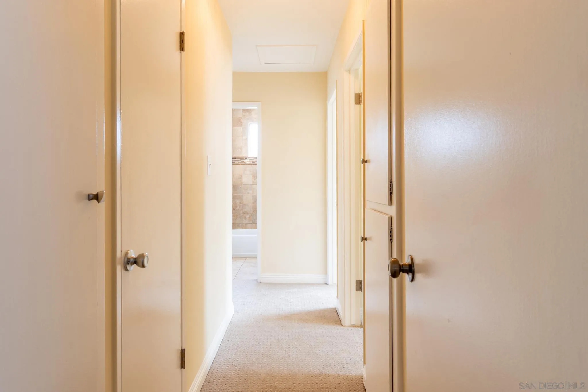 https://cdn.realtyfeed.com/cdn/127/250036953/c43673d93859bf5d37ff8b22feee056a.webp