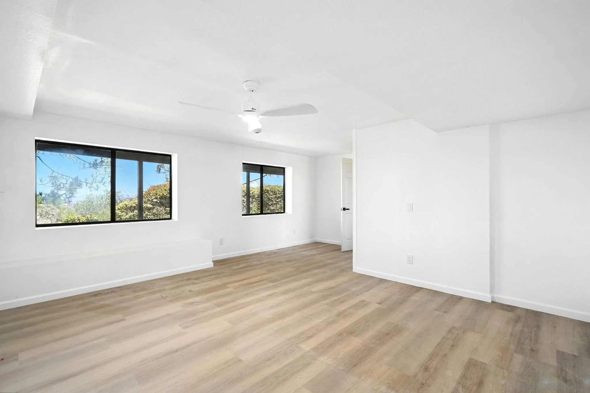 https://cdn.realtyfeed.com/cdn/127/250036955/20ed4ee1dde80099d37b167d5d55c180.webp
