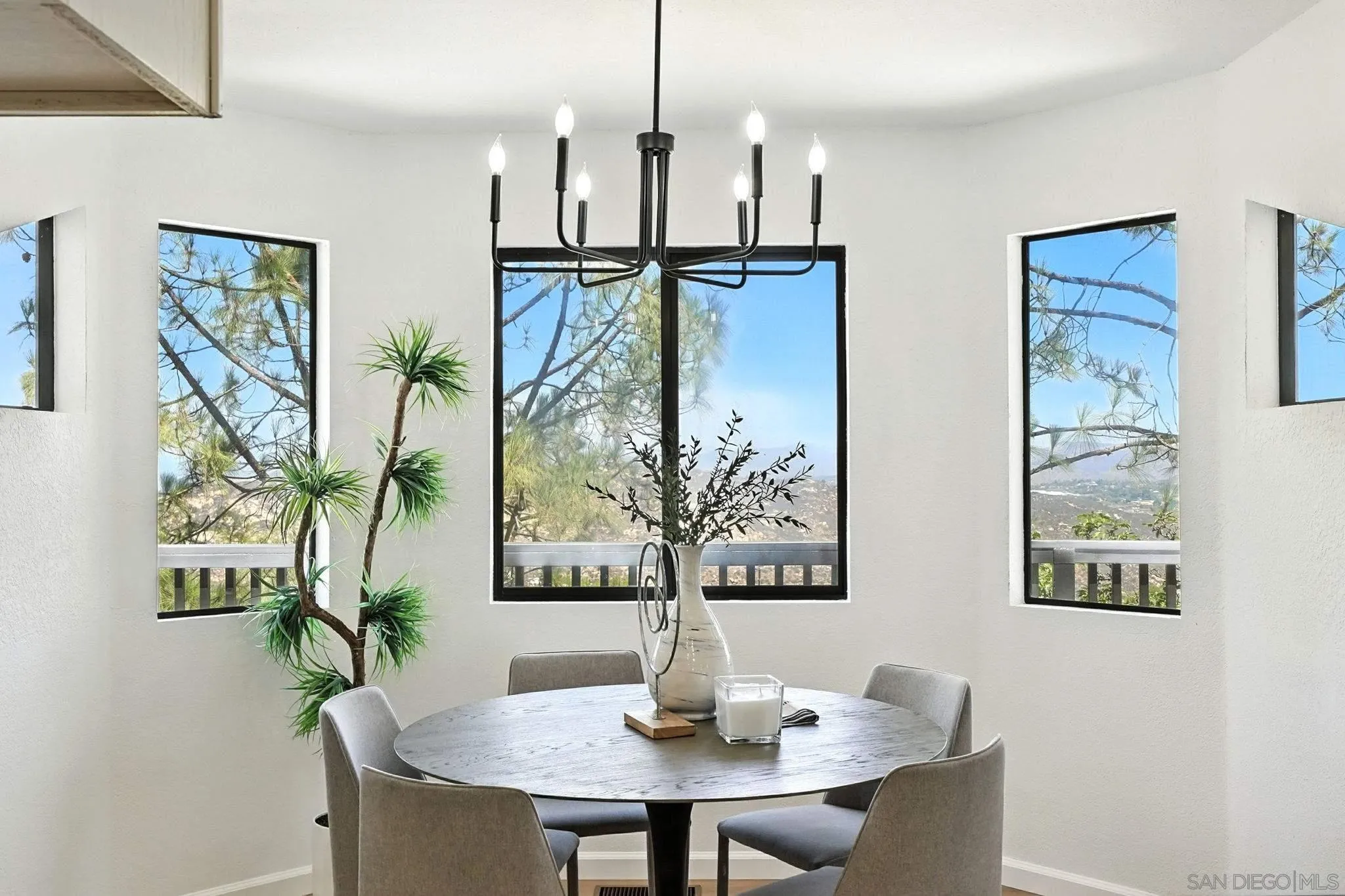 https://cdn.realtyfeed.com/cdn/127/250036955/57ff61c08fd8e2b98bac81556f49d014.webp