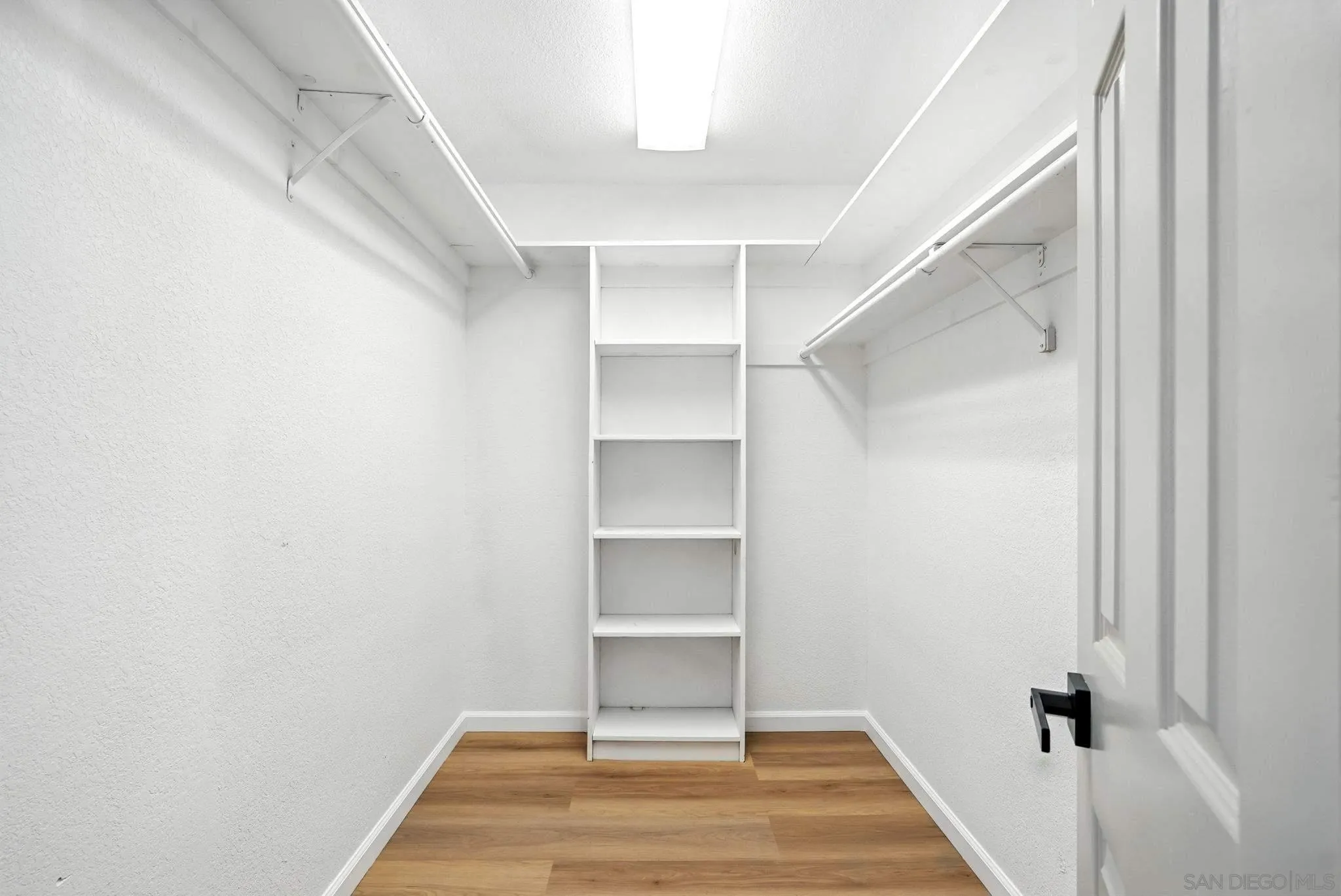 https://cdn.realtyfeed.com/cdn/127/250036955/b336b3744a9d24fe7e0fd23e484765db.webp