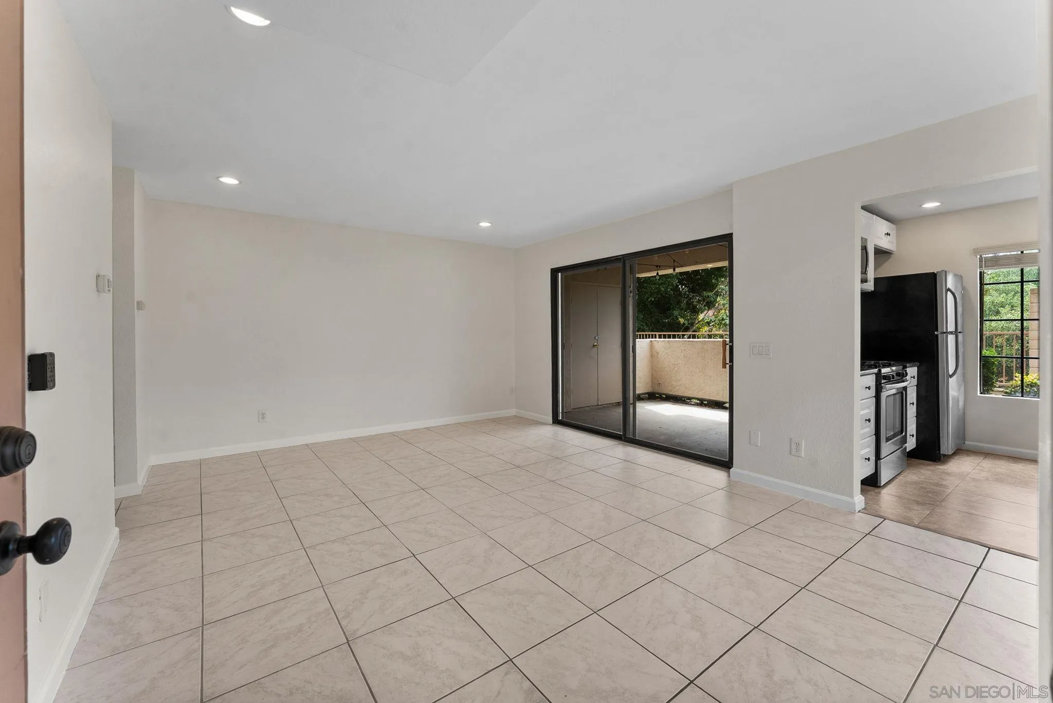 https://cdn.realtyfeed.com/cdn/127/250036956/71b1ef55994e737ca69b80ce36a8e95e.webp
