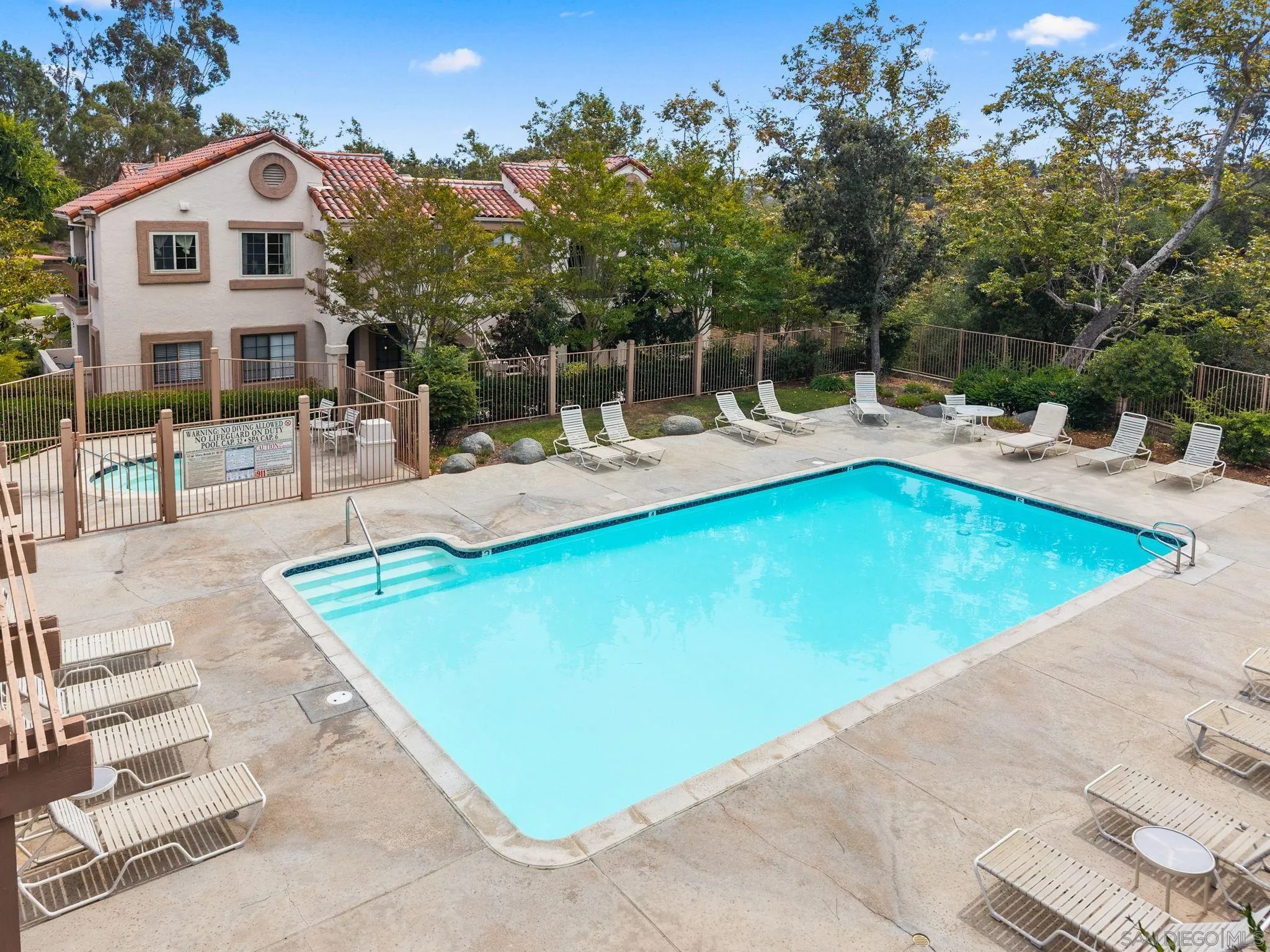 https://cdn.realtyfeed.com/cdn/127/250036956/afed1a3e57f803a71652263d249aad5b.webp