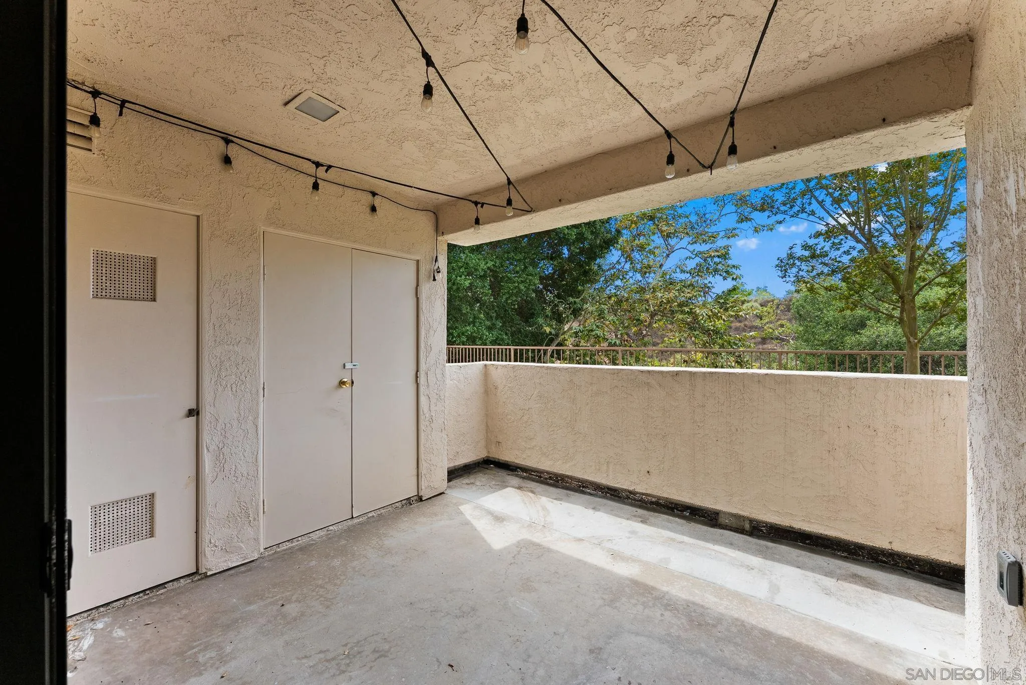 https://cdn.realtyfeed.com/cdn/127/250036956/ca9ca11bb4684ee6f62d7523746a30b9.webp