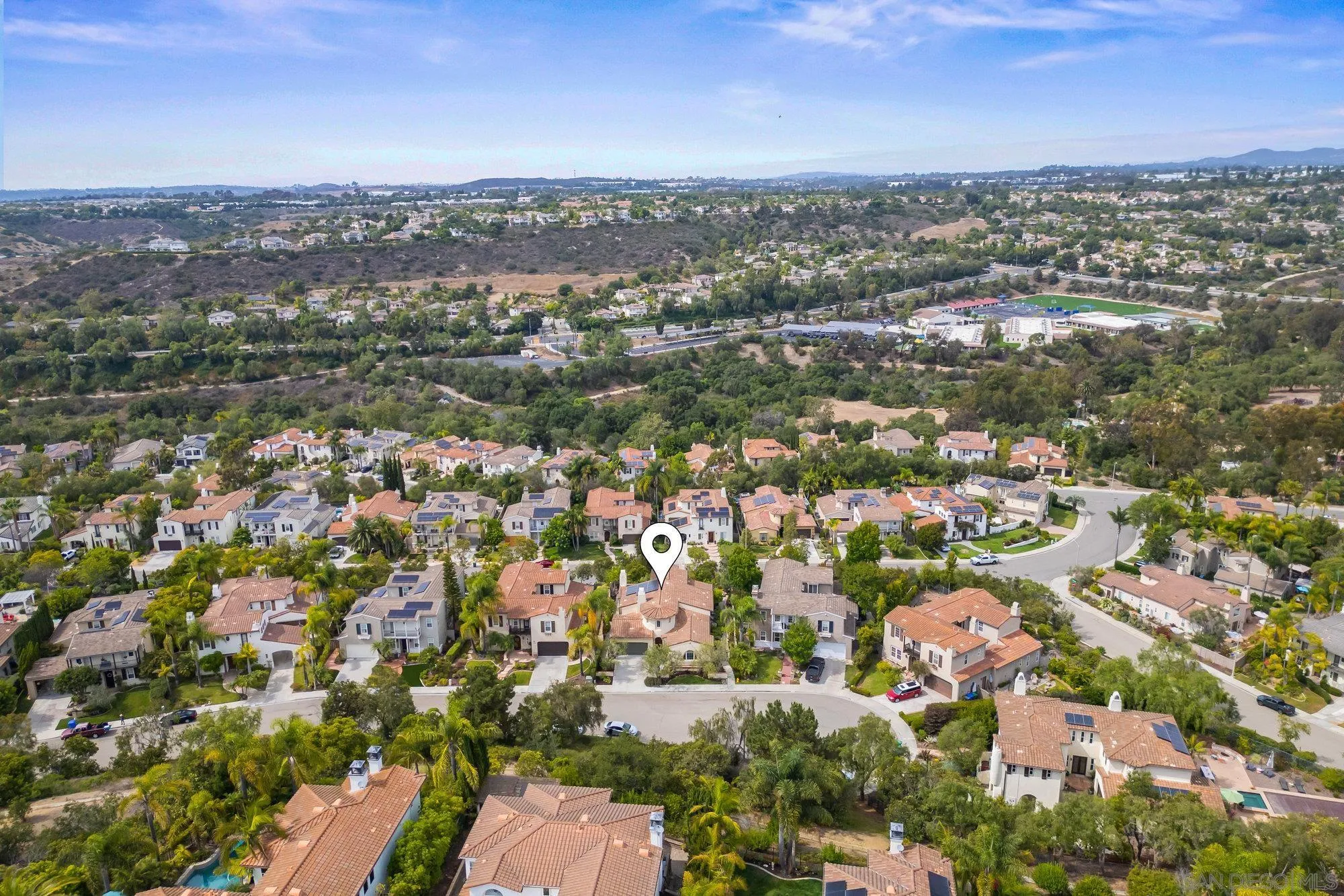 https://cdn.realtyfeed.com/cdn/127/250036958/0b6cfb3af1924de404688586eeb9ccd7.webp