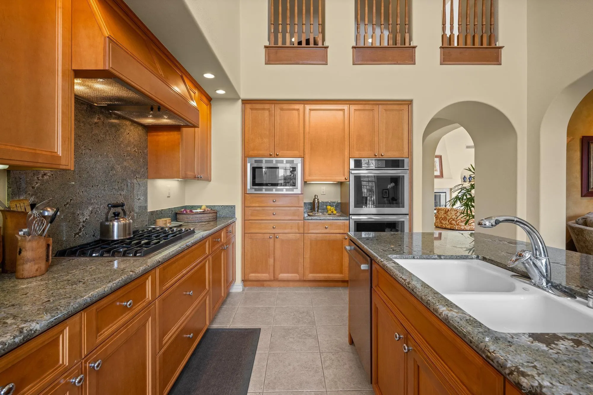 https://cdn.realtyfeed.com/cdn/127/250036958/4ee90ab8692db9a361f12785f3aee790.webp