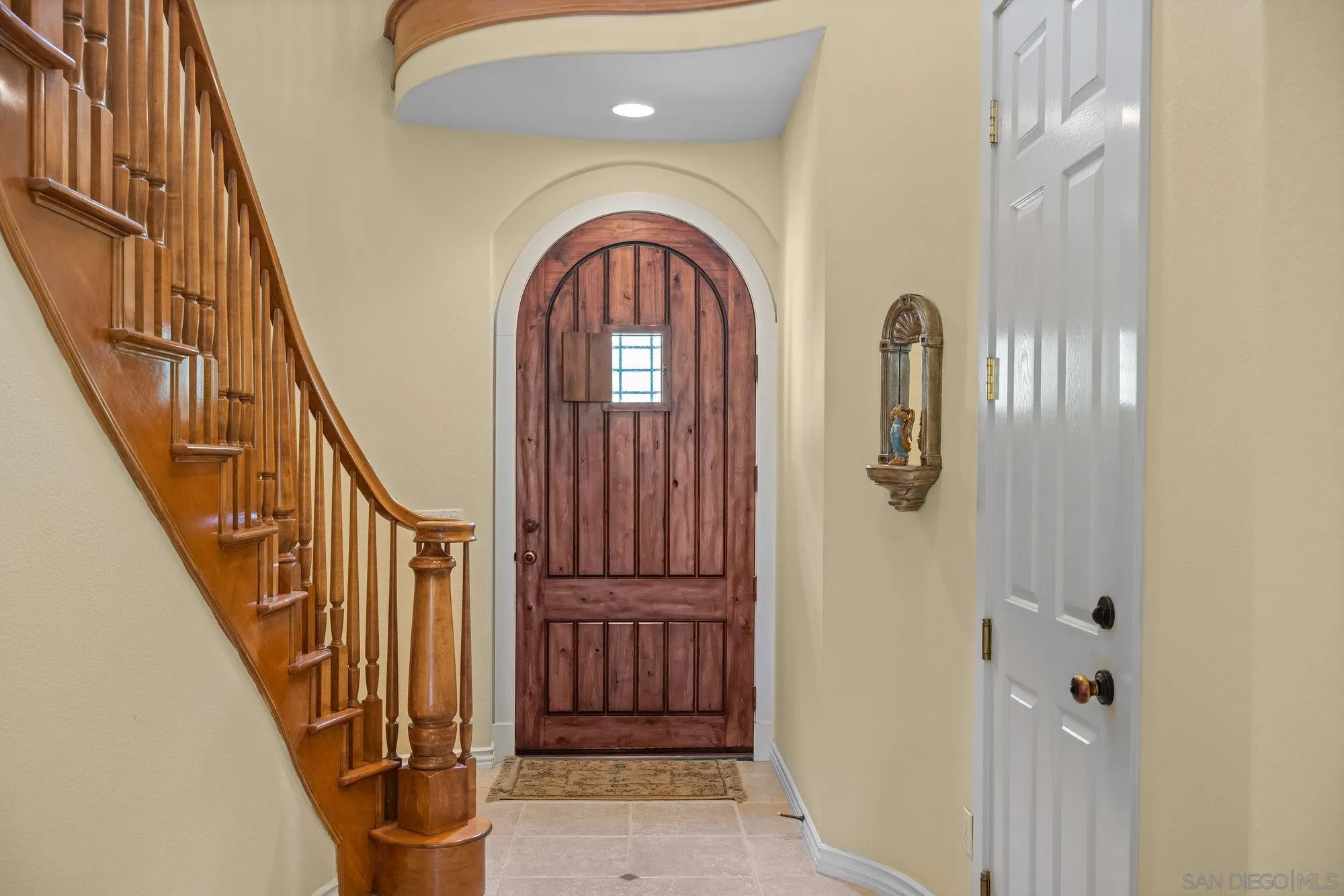 https://cdn.realtyfeed.com/cdn/127/250036958/91307d65837b31fd8483cf4c93d329de.webp