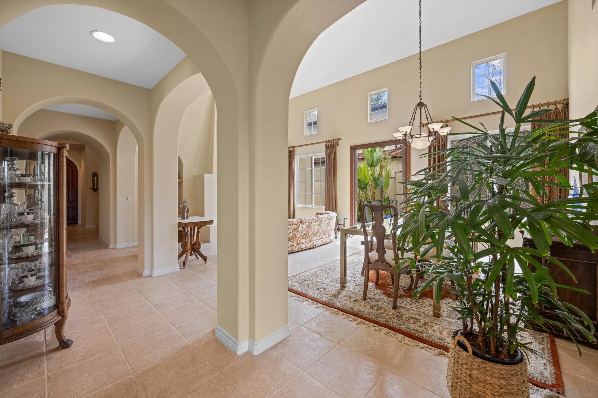 https://cdn.realtyfeed.com/cdn/127/250036958/c5e0d9b63b55686bf731f4637fc96b70.webp