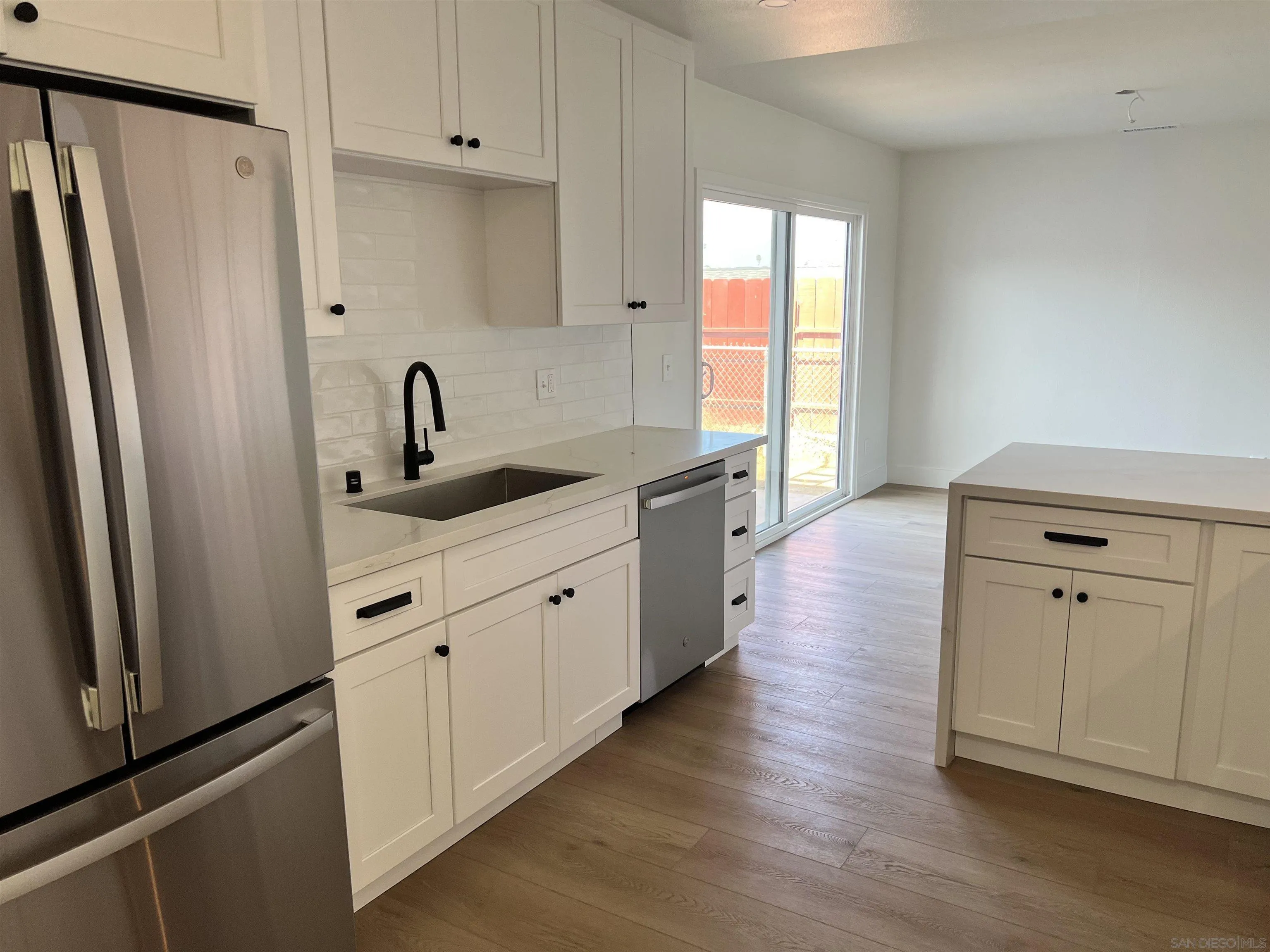 https://cdn.realtyfeed.com/cdn/127/250036959/86302b47c401617a9b4ee2c4e7e38b14.webp