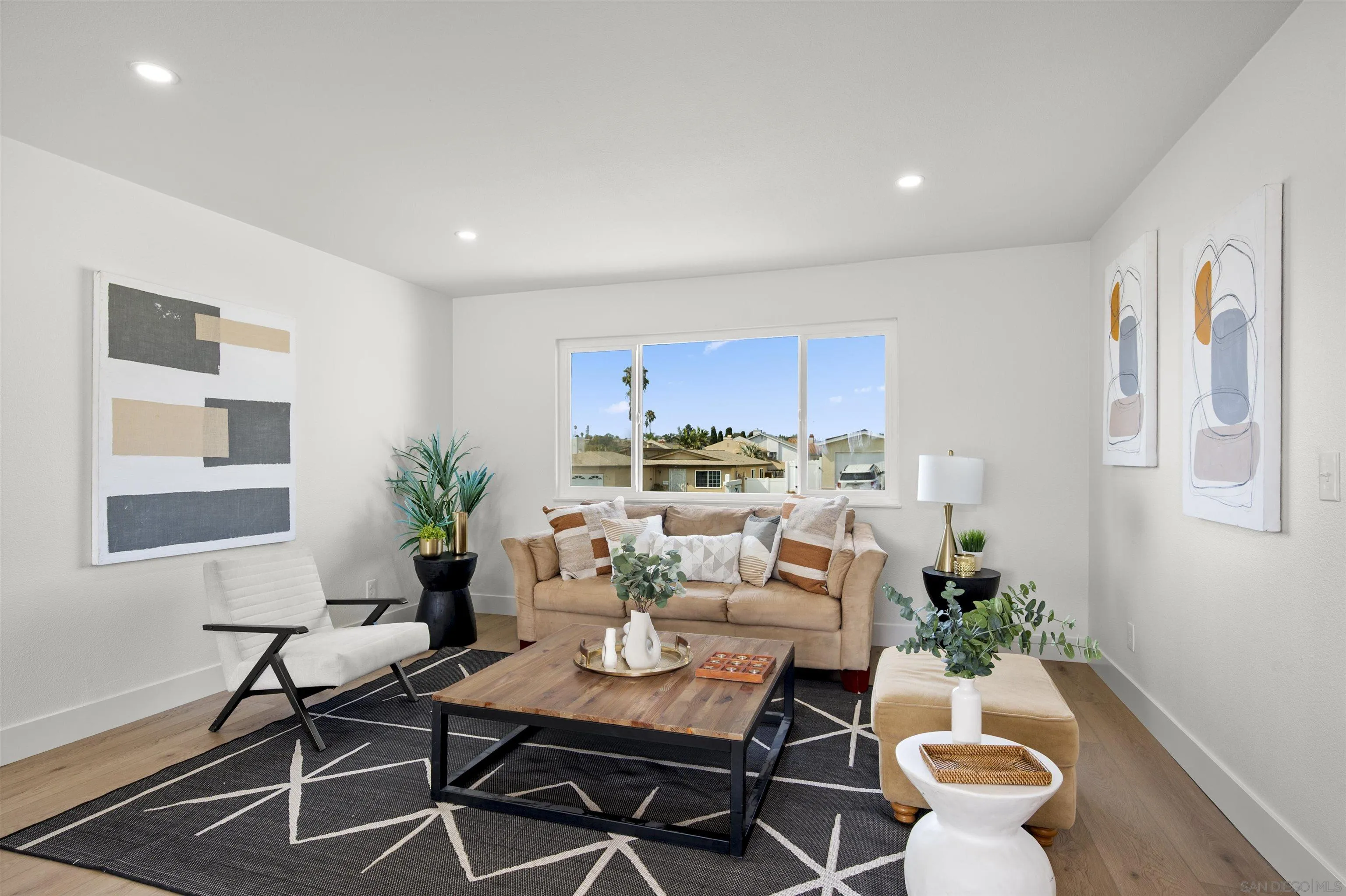 https://cdn.realtyfeed.com/cdn/127/250036959/971394902c72e4a29fff6a94b72aac55.webp
