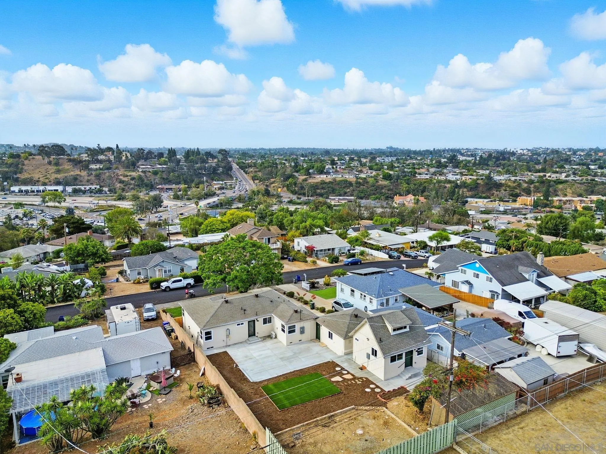 https://cdn.realtyfeed.com/cdn/127/250036961/aba07d0534479188a16d7646d6edbd0f.webp