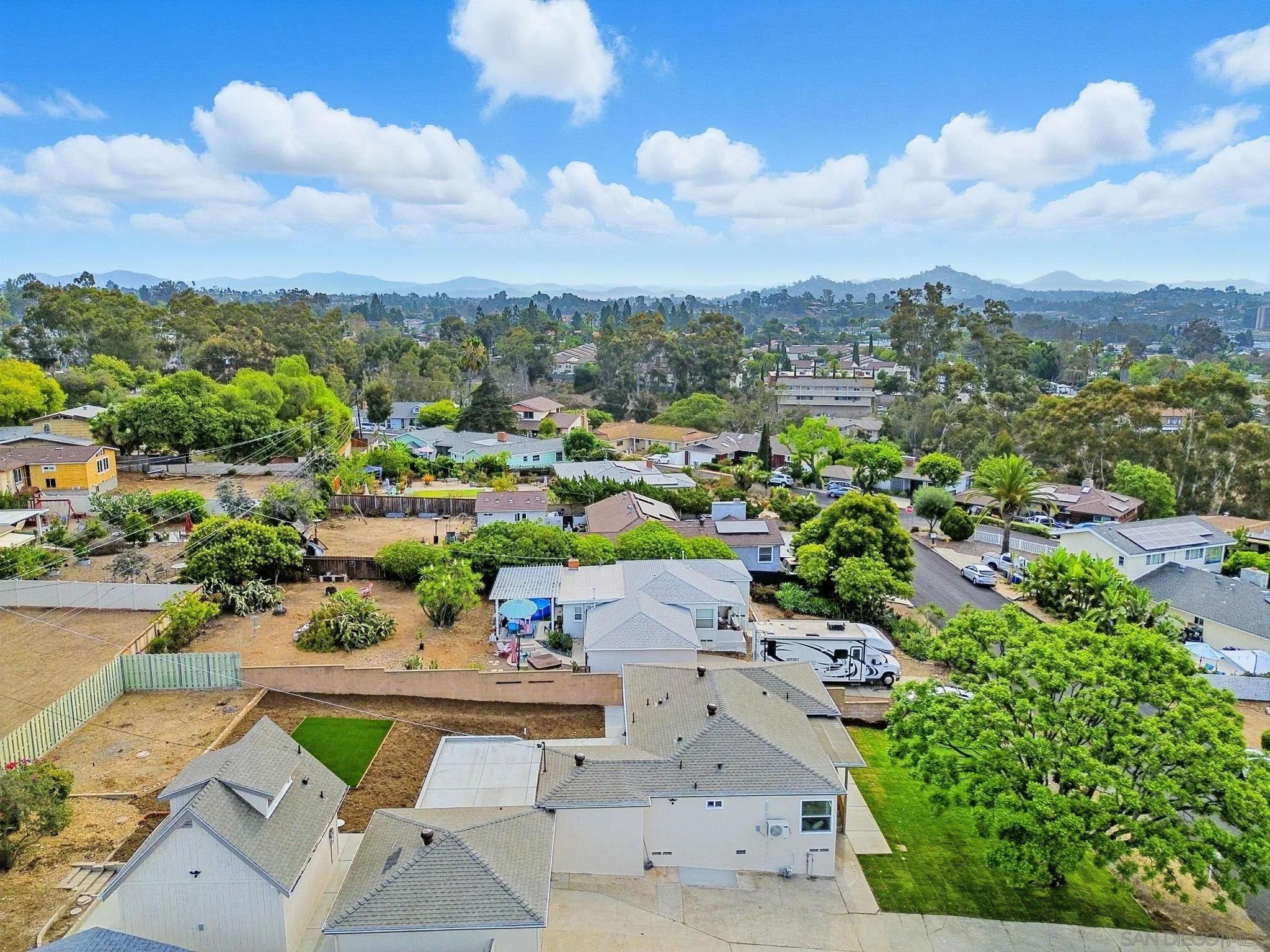 https://cdn.realtyfeed.com/cdn/127/250036961/eb633f41db177e6cbf6dd8f6ed55bf05.webp