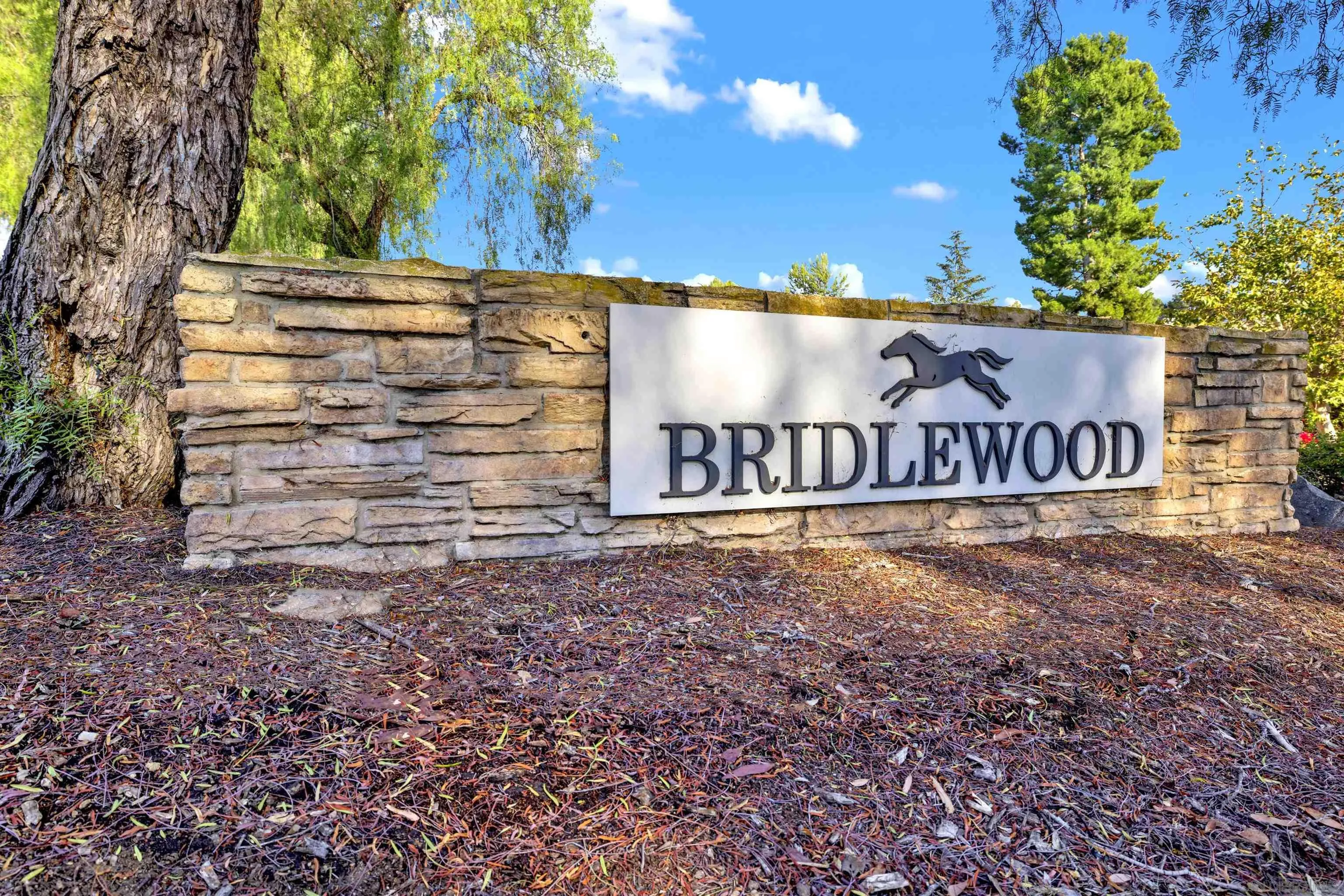 https://cdn.realtyfeed.com/cdn/127/250036966/0f02e834e68a06ac204ab2d78123e46c.webp