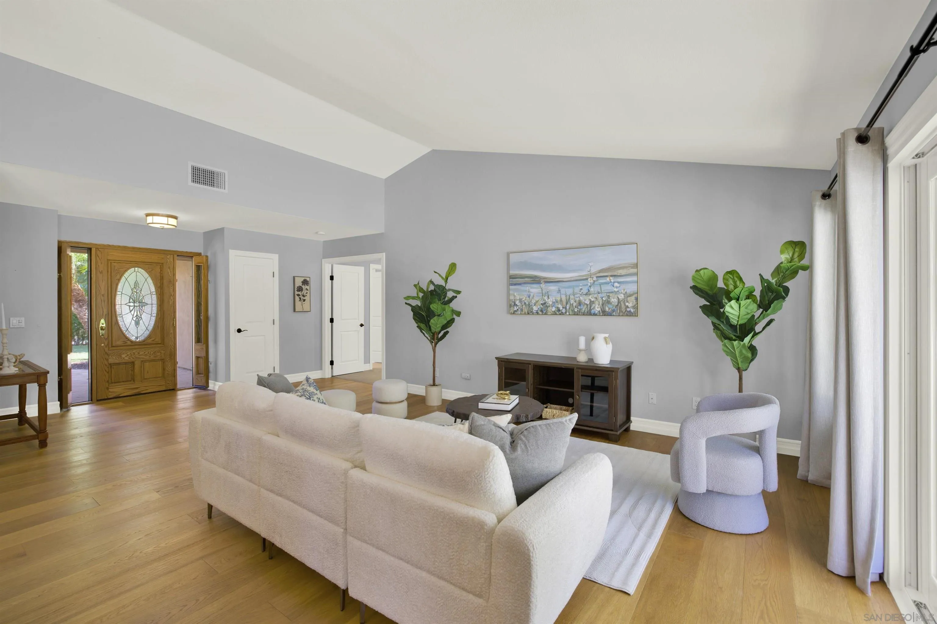 https://cdn.realtyfeed.com/cdn/127/250036966/41efbd3a04dfacadba78538931f990af.webp
