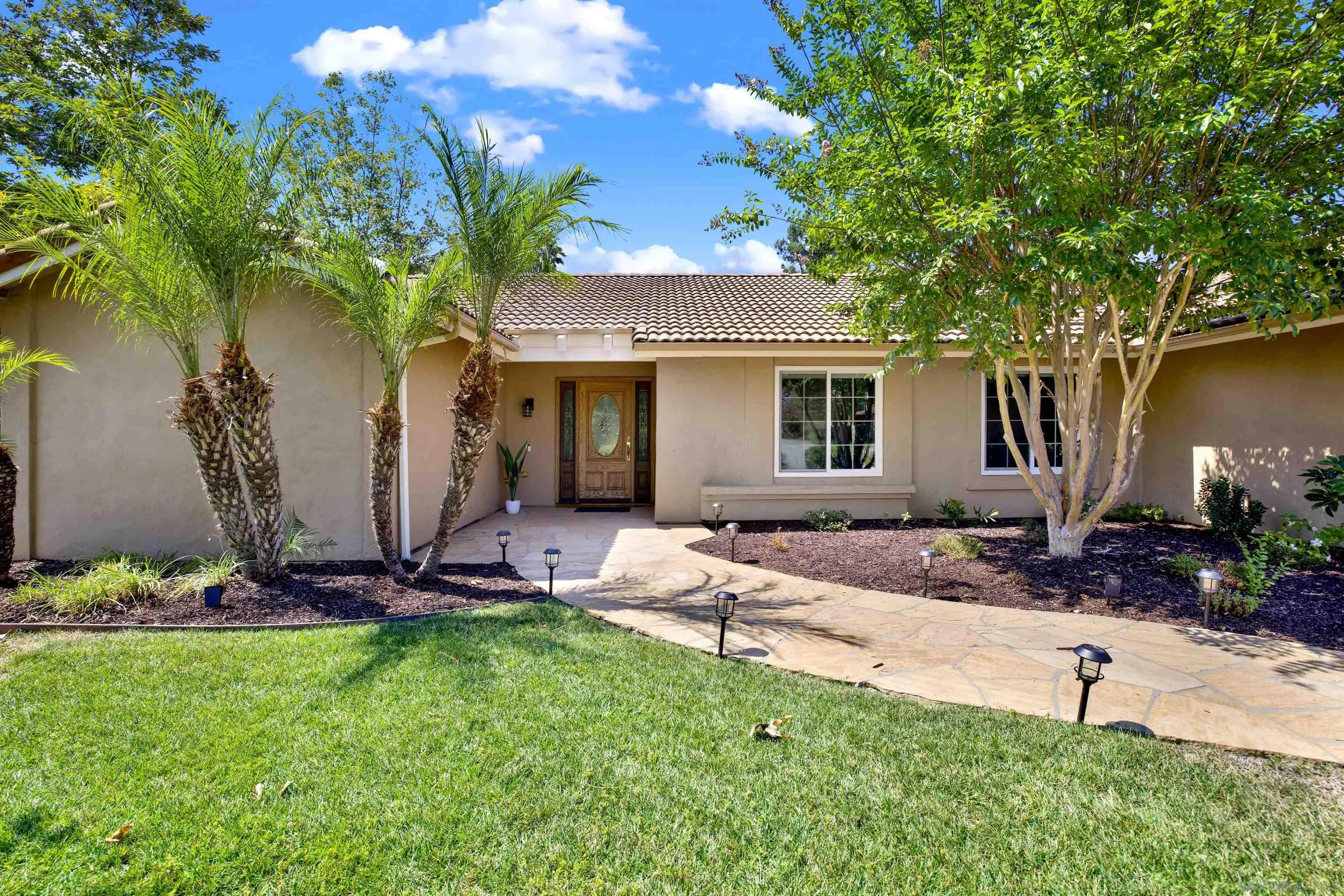 https://cdn.realtyfeed.com/cdn/127/250036966/6ebc6251bbdcef7b2bbb45b1327f3cde.webp