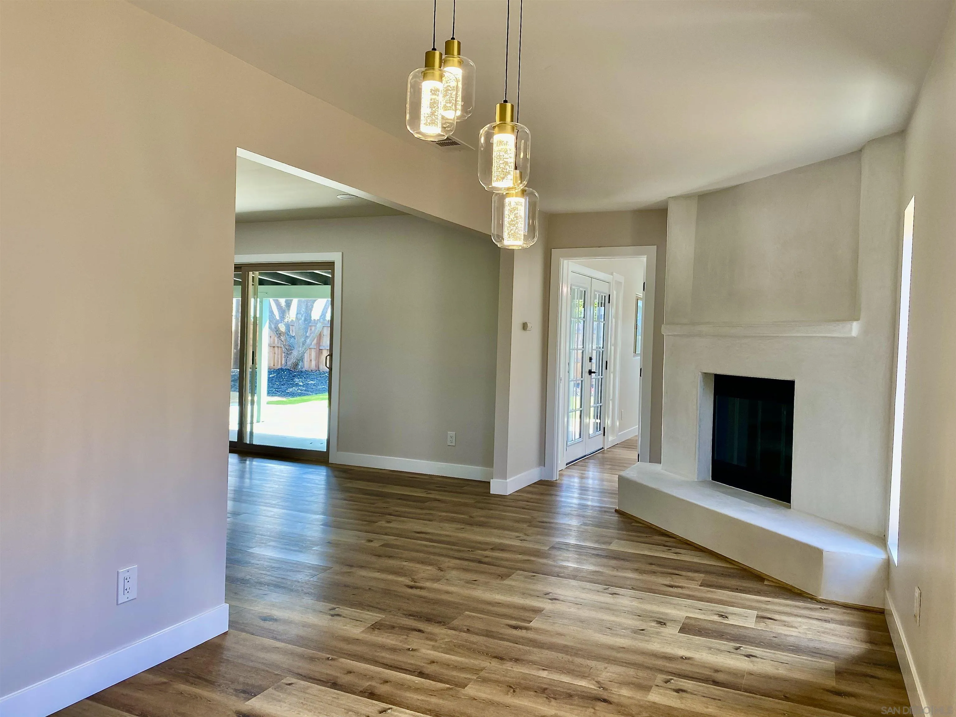 https://cdn.realtyfeed.com/cdn/127/250036968/19605ebb2b661bdc1222168b9447374a.webp