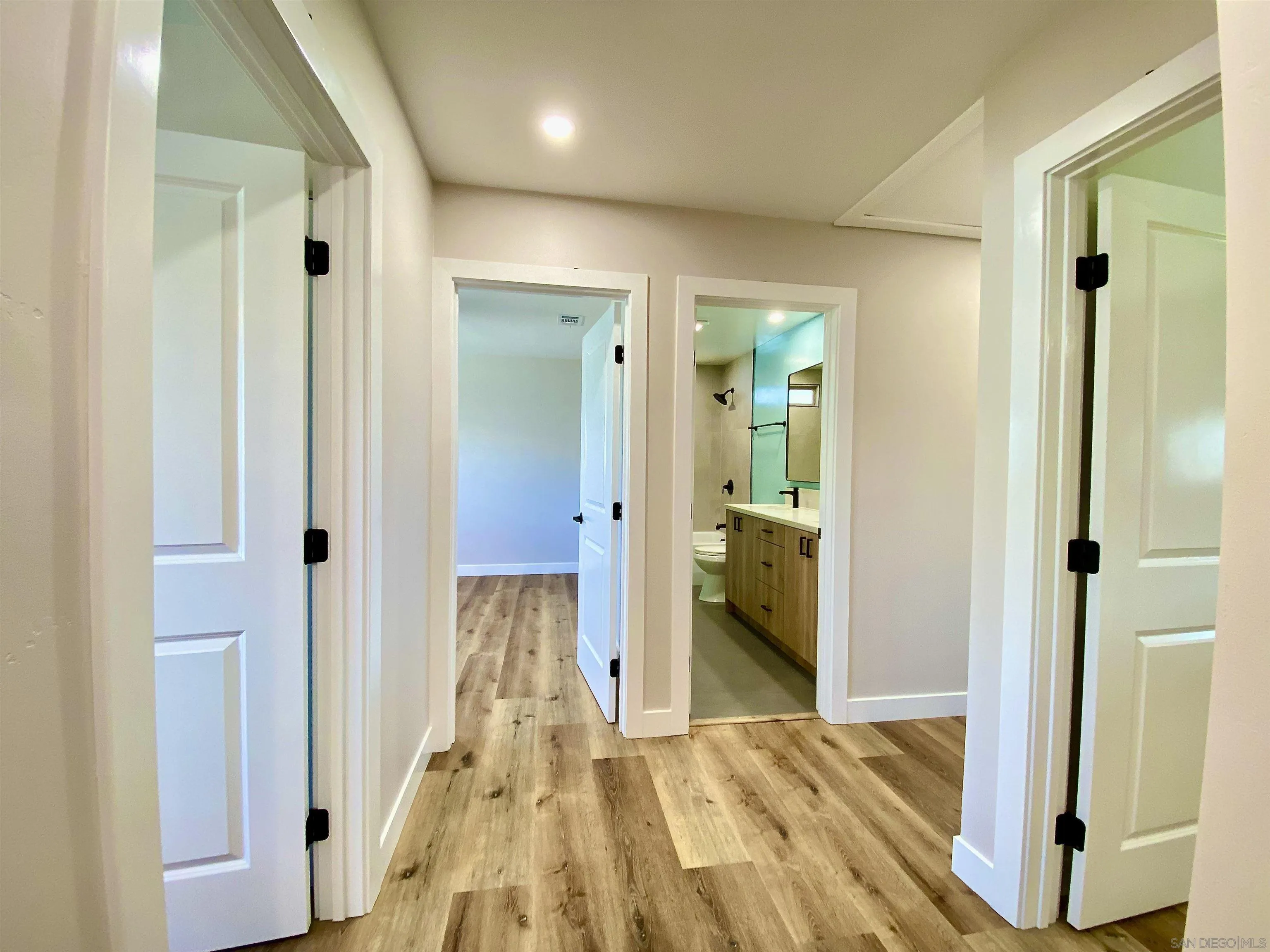 https://cdn.realtyfeed.com/cdn/127/250036968/1b1b0225ee7dc65da10d6e48065b91c7.webp