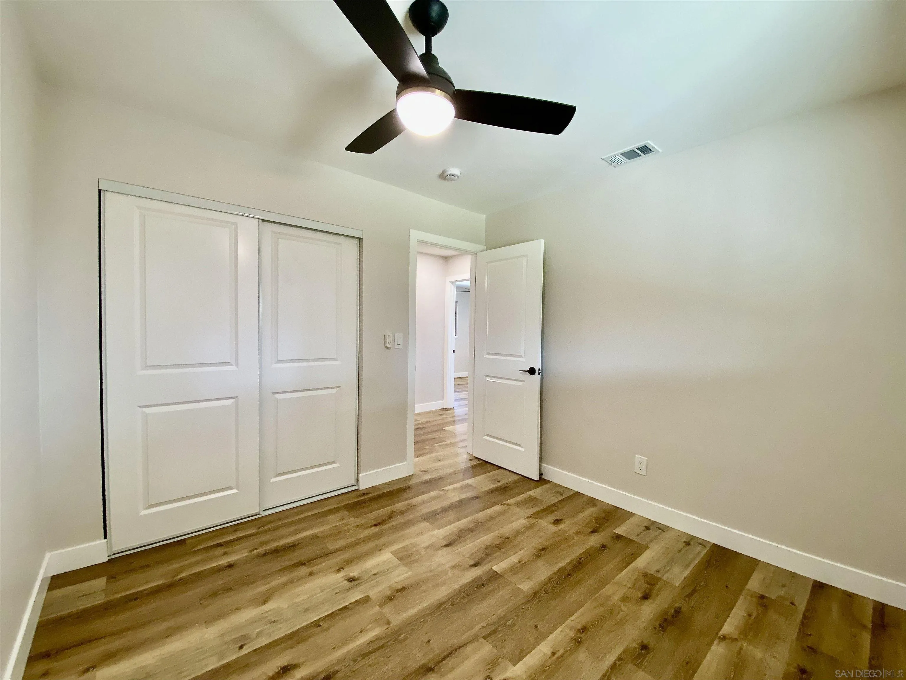 https://cdn.realtyfeed.com/cdn/127/250036968/52182fc596cafbc8891568ecf8230e4f.webp