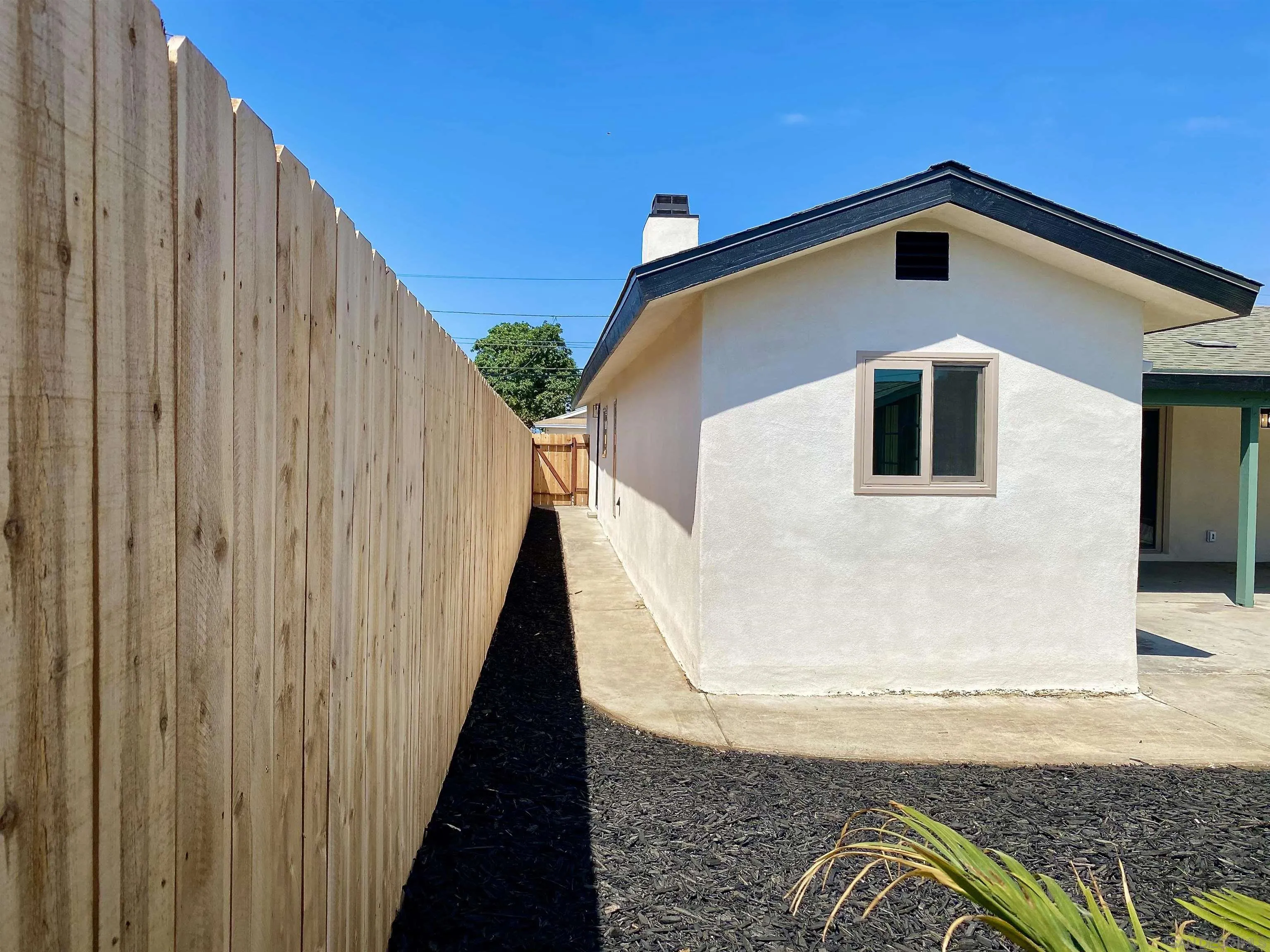https://cdn.realtyfeed.com/cdn/127/250036968/639322f39b046cd2ccb1f506b87ca917.webp