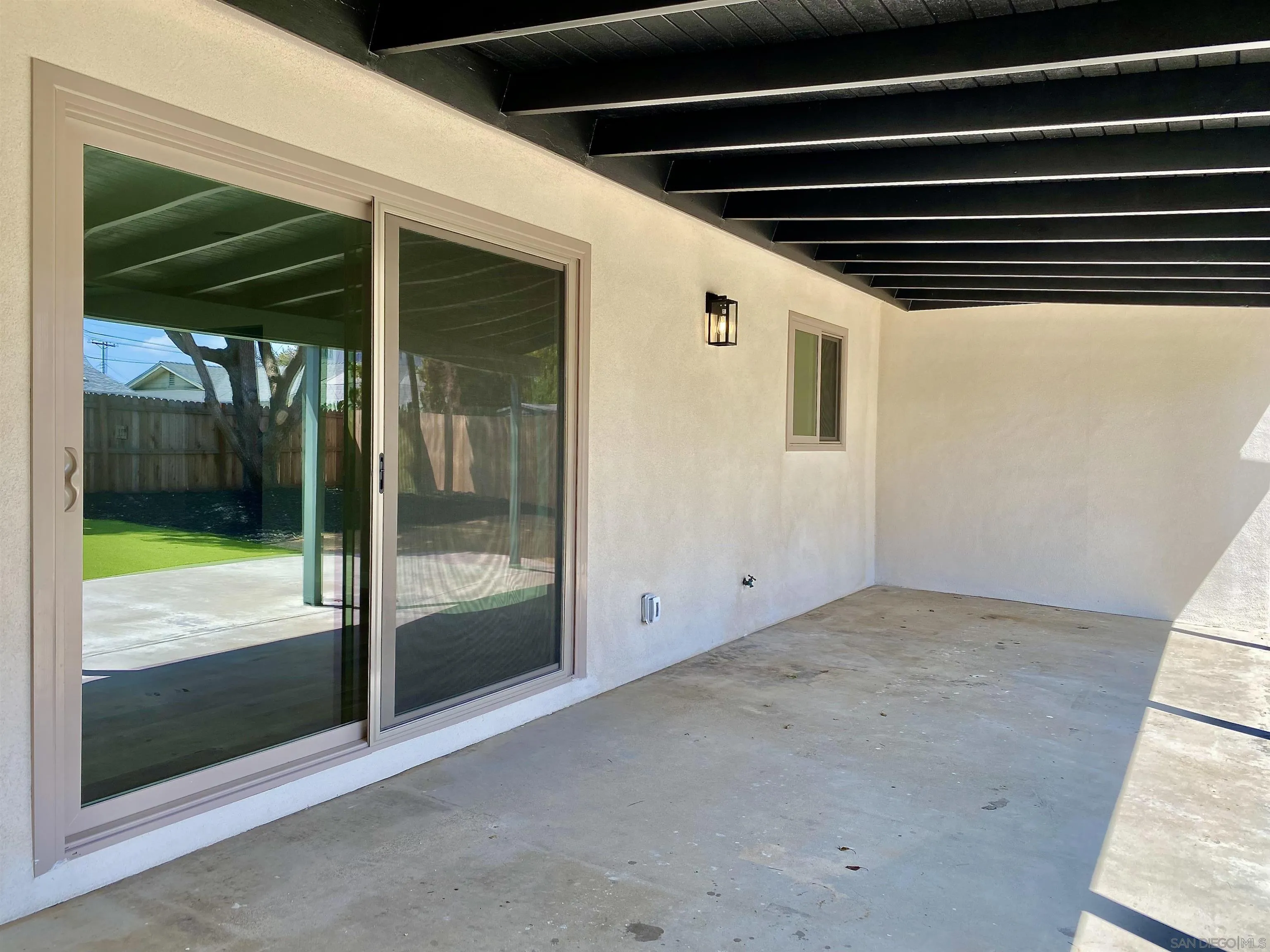 https://cdn.realtyfeed.com/cdn/127/250036968/6f1fb6bd89781cfe51050c3db3764d03.webp