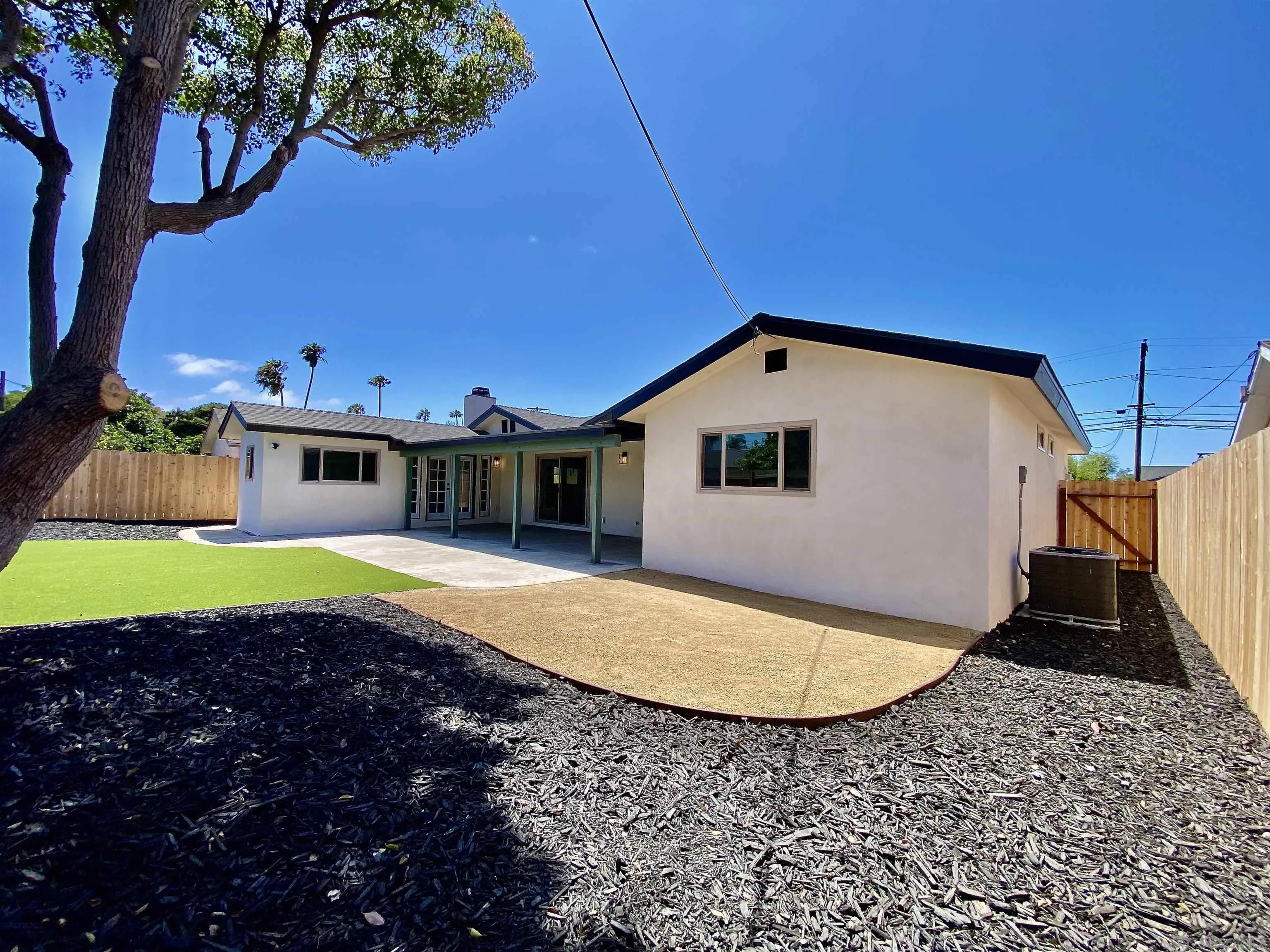 https://cdn.realtyfeed.com/cdn/127/250036968/8547865a480e3c1f49936a06550253cc.webp