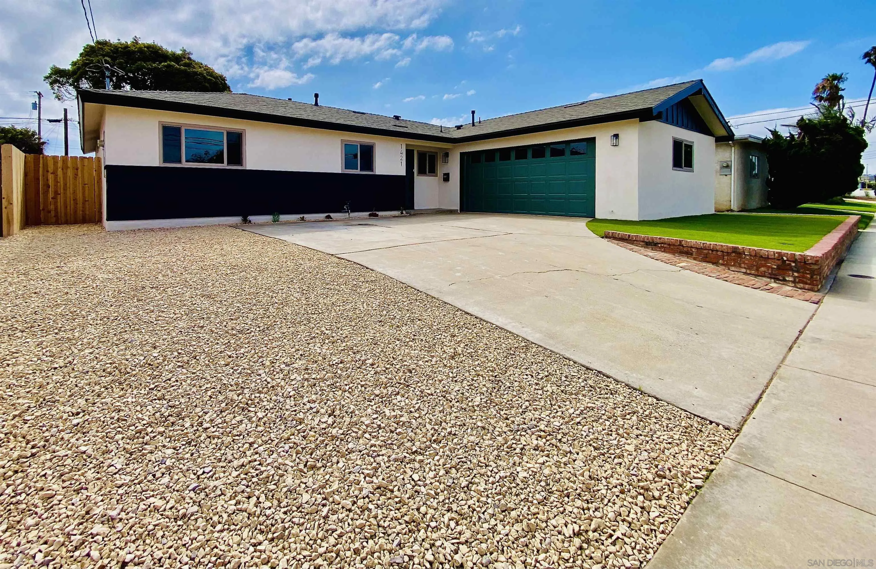 https://cdn.realtyfeed.com/cdn/127/250036968/fd999720f54ac482cd67d4346138b28b.webp
