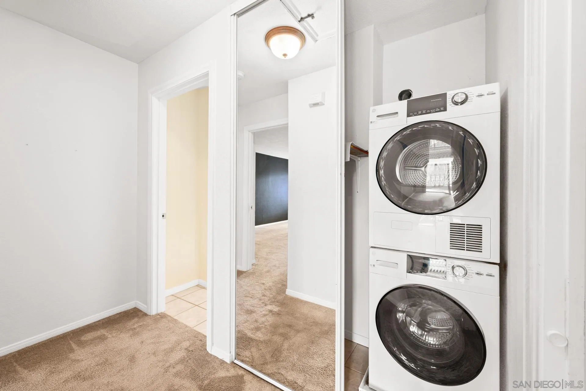 https://cdn.realtyfeed.com/cdn/127/250036970/76ee1339808b6e153f4a500fa406cd0d.webp