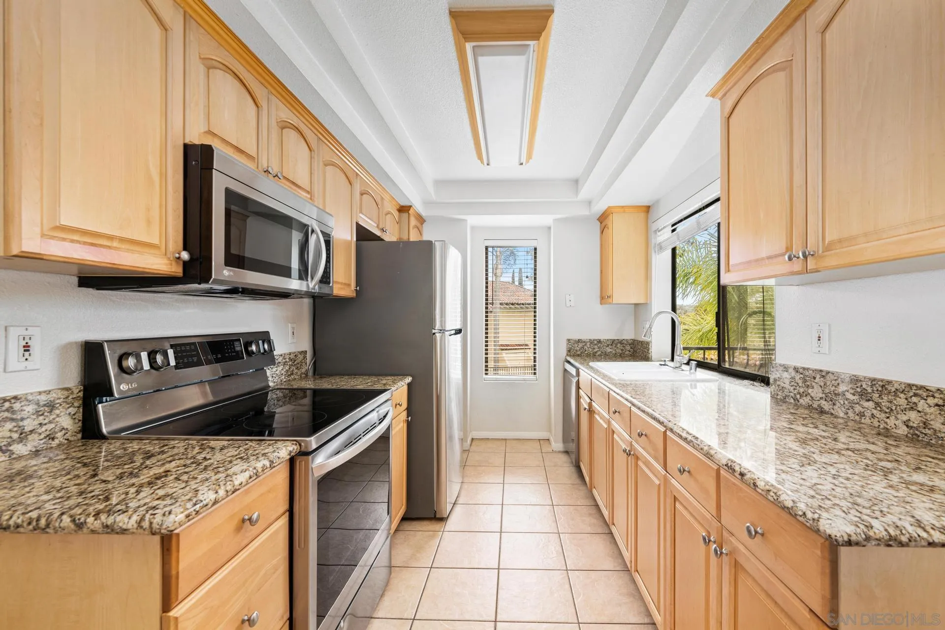 https://cdn.realtyfeed.com/cdn/127/250036970/9f7a05666a0dc6707446383c849ed9b6.webp