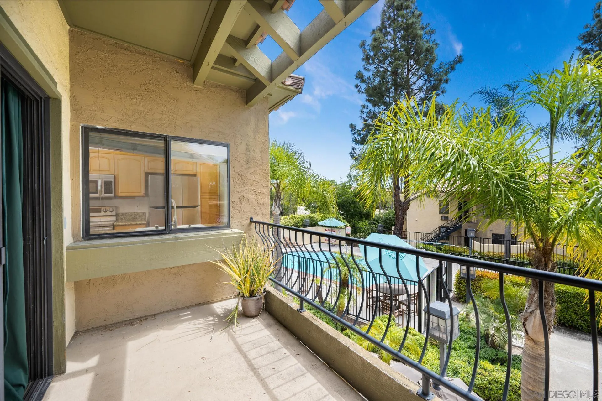 https://cdn.realtyfeed.com/cdn/127/250036970/cf5e4ad2d55a75550b0a02d15f60df1e.webp