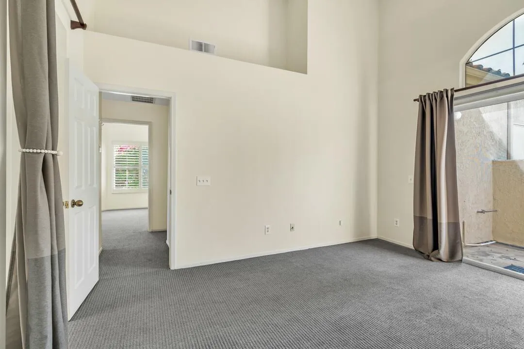 https://cdn.realtyfeed.com/cdn/127/250036971/522cd4e7bce65ebdfa5feaaae1fdb4ec.webp
