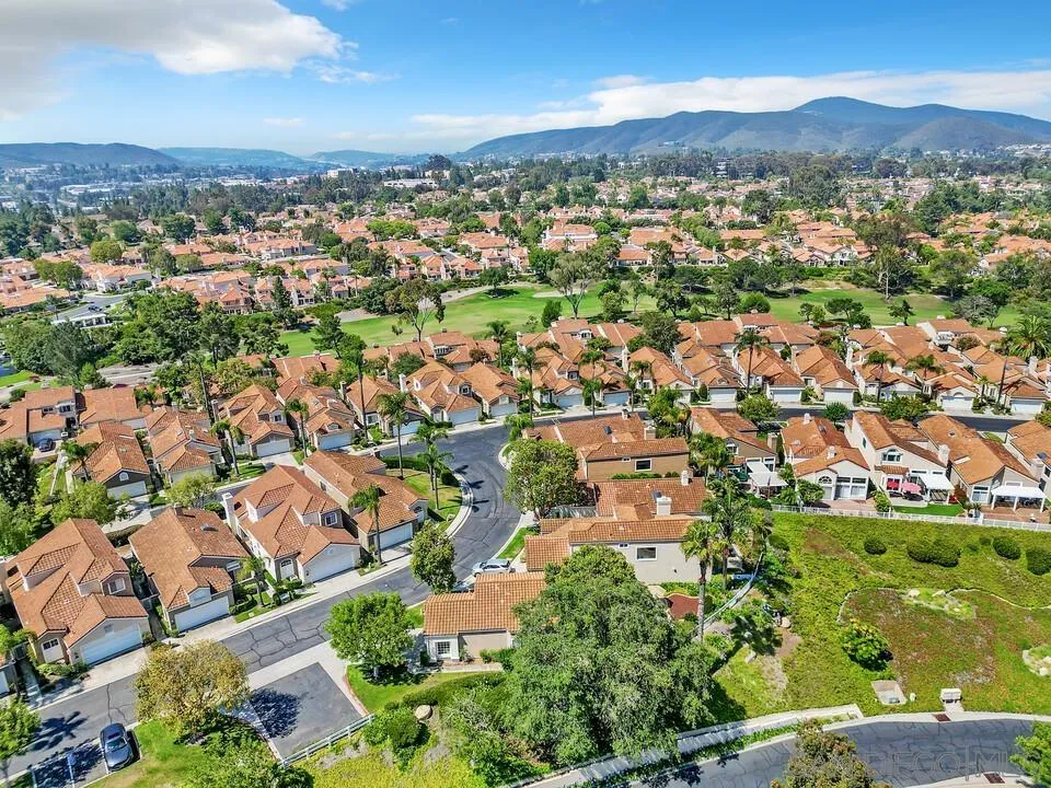 https://cdn.realtyfeed.com/cdn/127/250036971/e5f13515498ff75335edf488da9c942b.webp