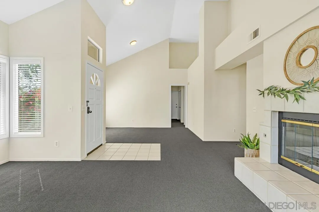https://cdn.realtyfeed.com/cdn/127/250036971/f72c2b0de9d1ca909ecd3da3dfc453c7.webp